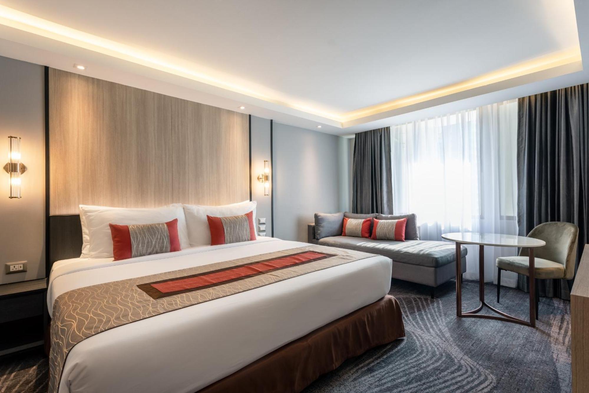 Deluxe Double or Twin Room
