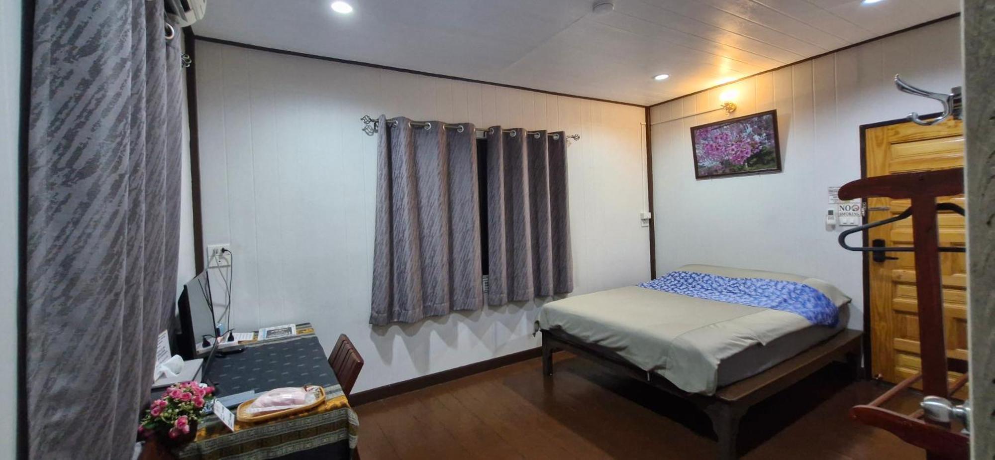 Superior Queen Room