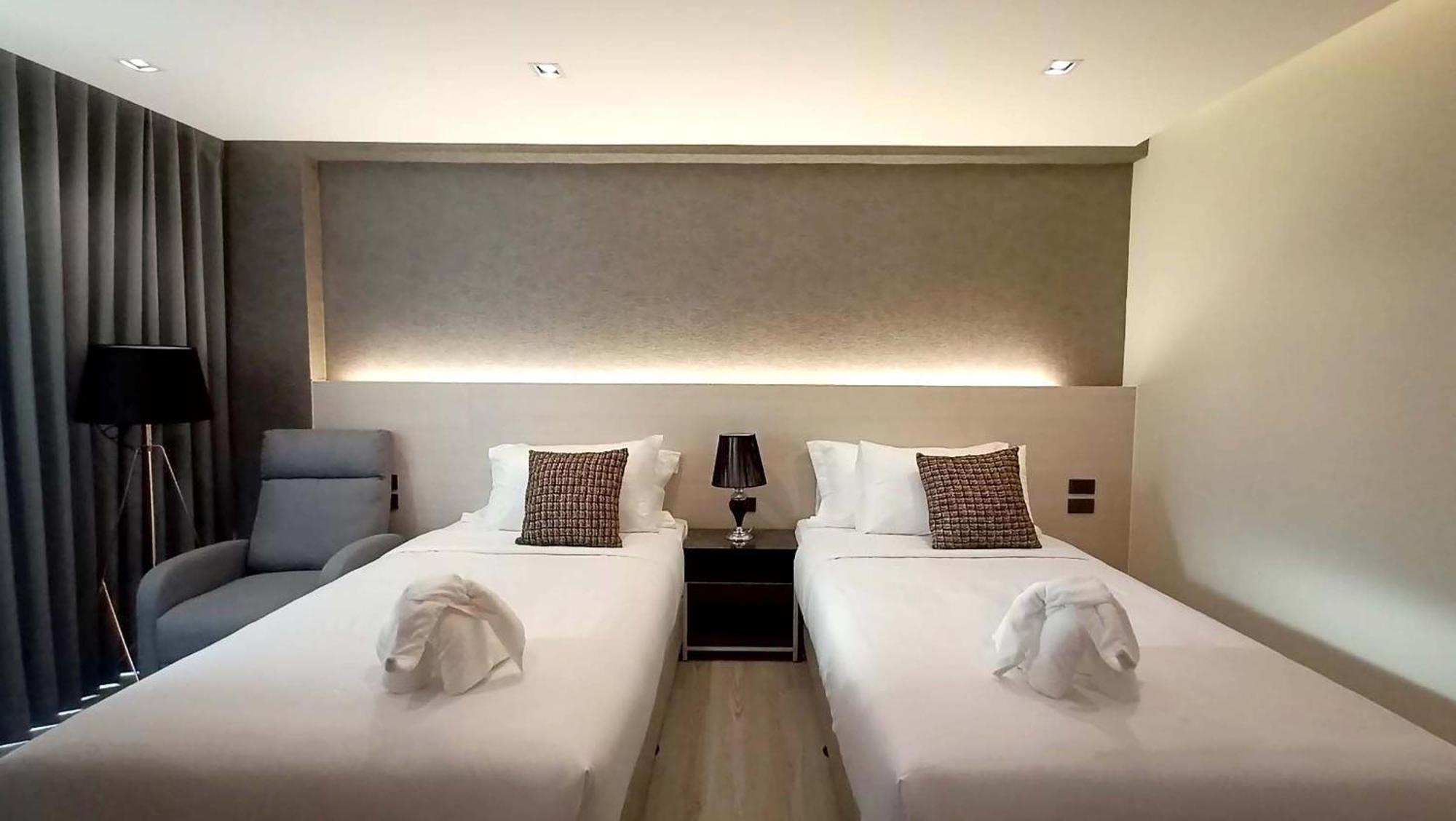 Deluxe Twin Room