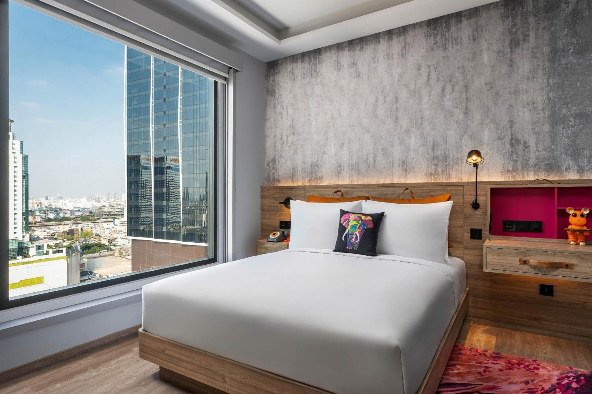 Queen Room City View