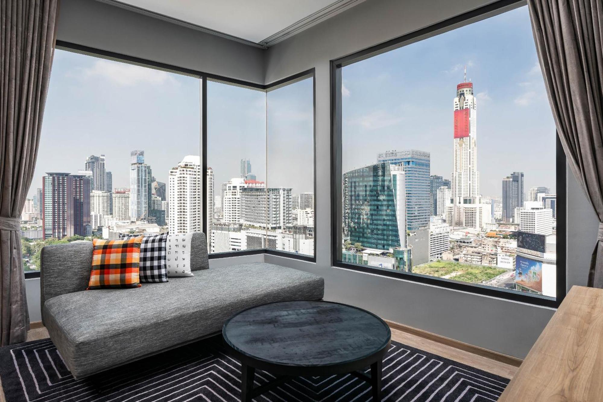 Deluxe Queen Room City View