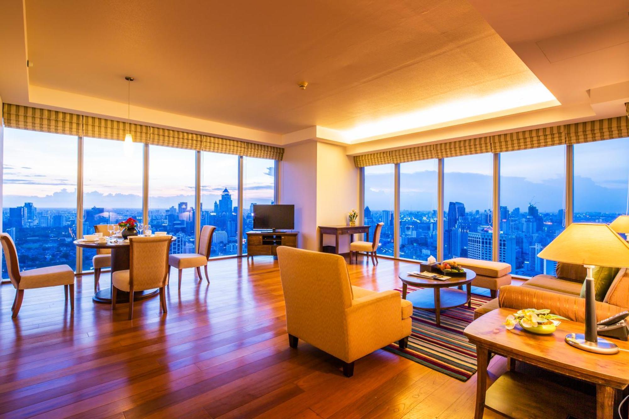 One-Bedroom Premier with Park View