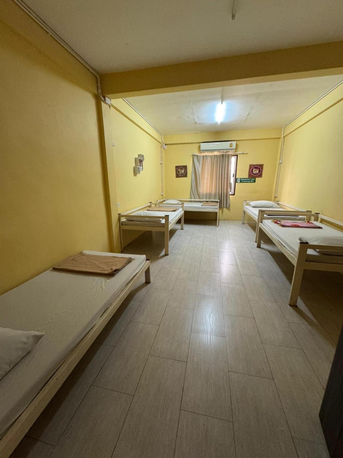 Bed 10-Bed Mixed Dormitory Room