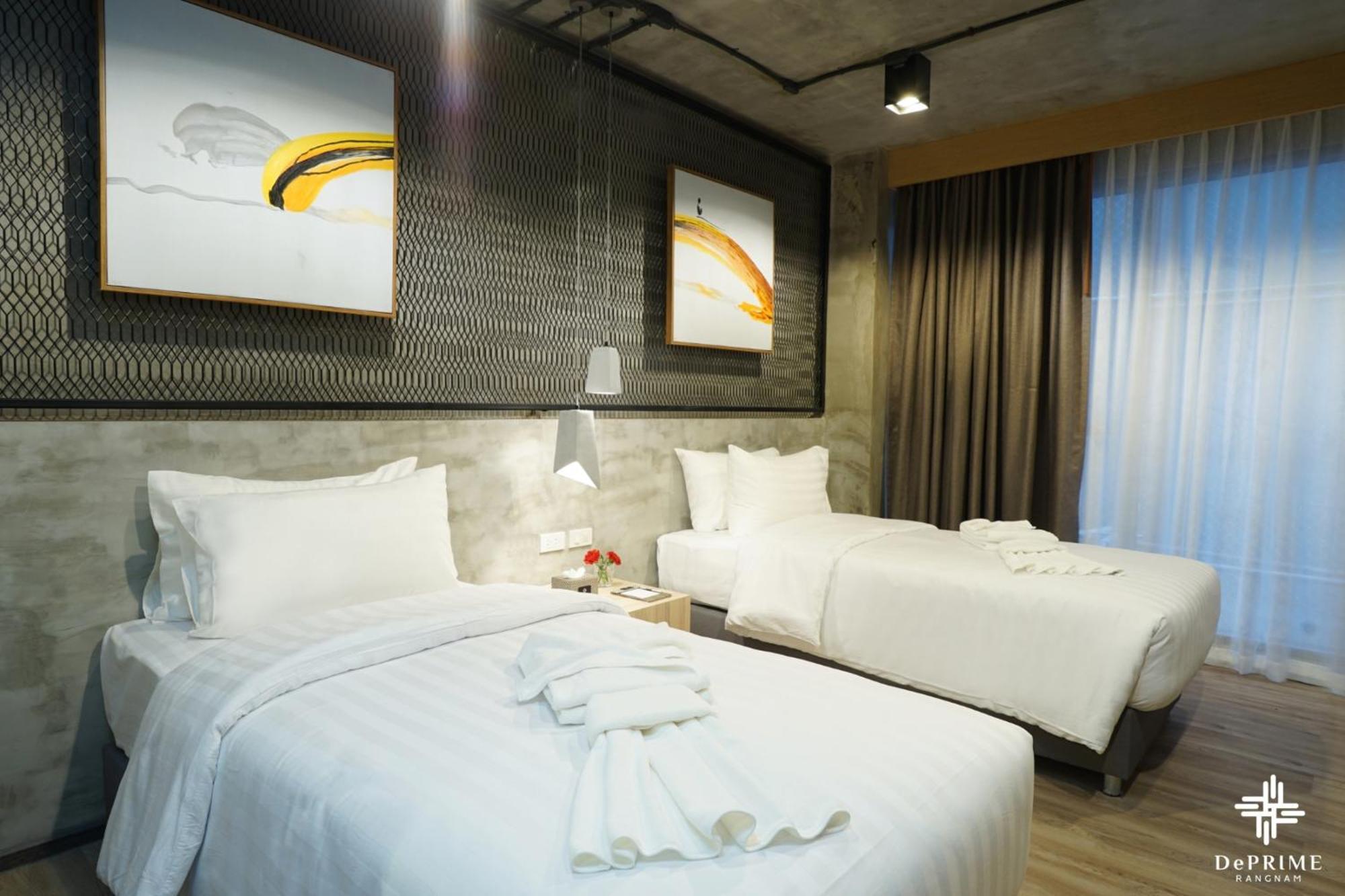 Standard Twin Room