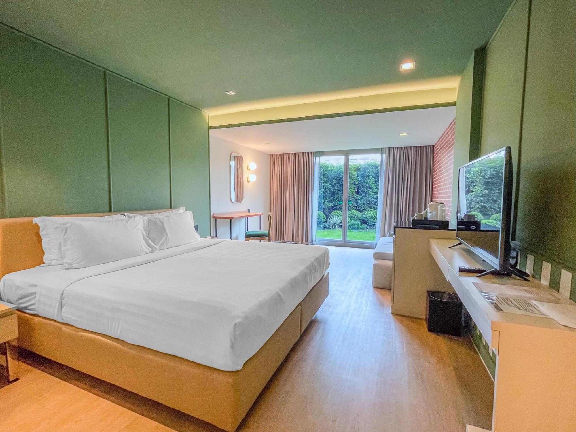 Happier Room Double Bed
