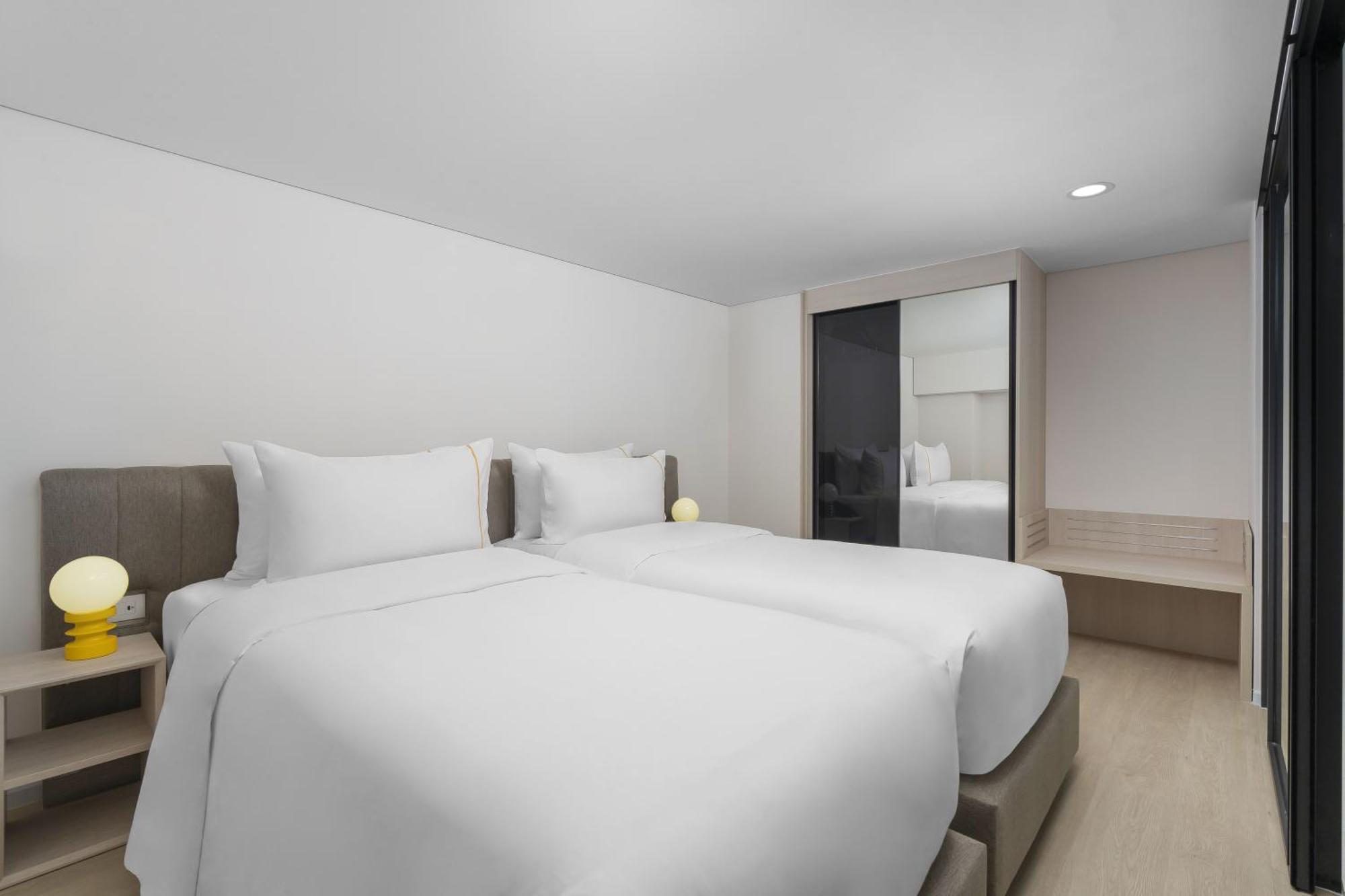Studio Duplex Twin