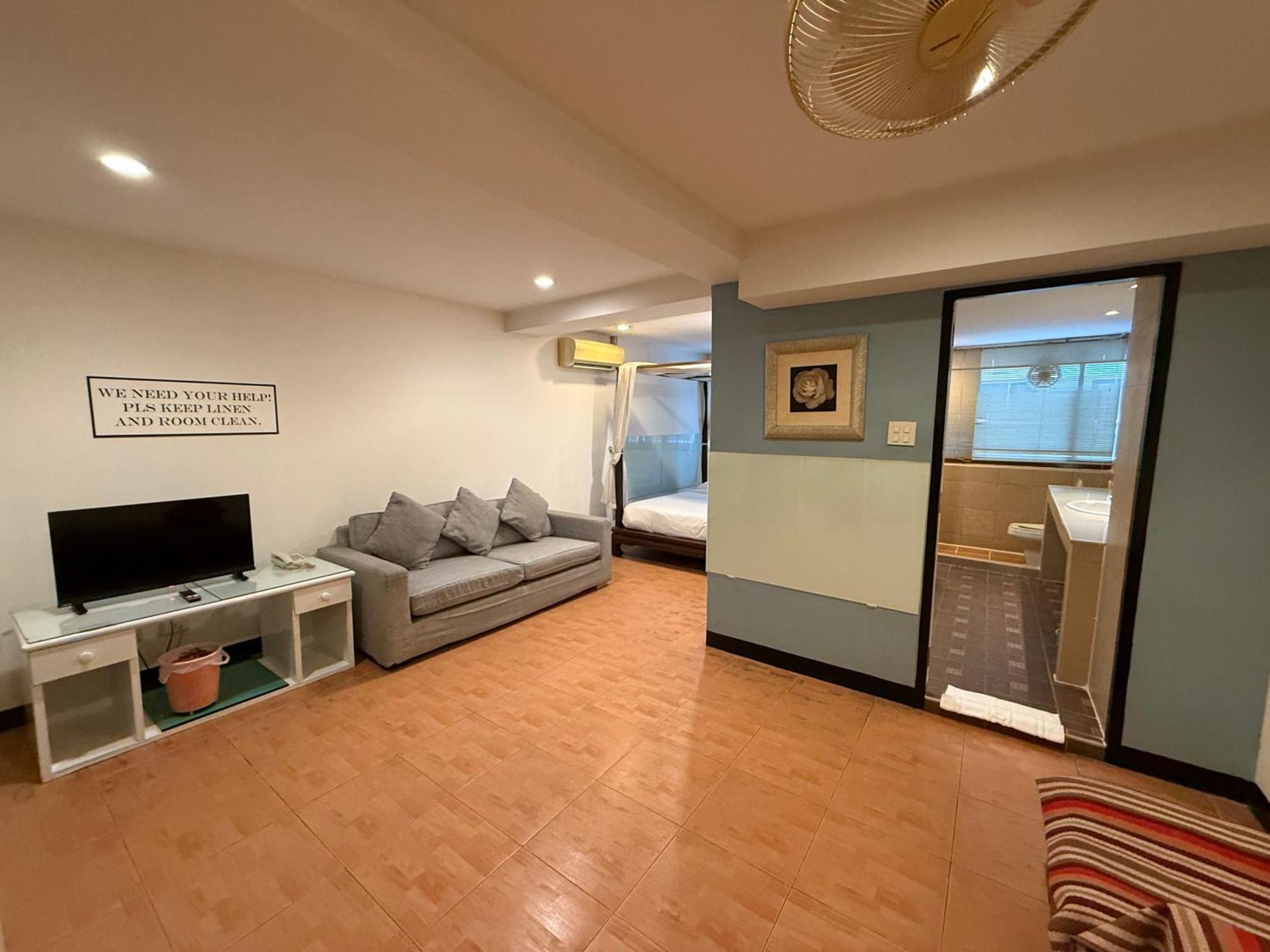 Deluxe Double Room Bath