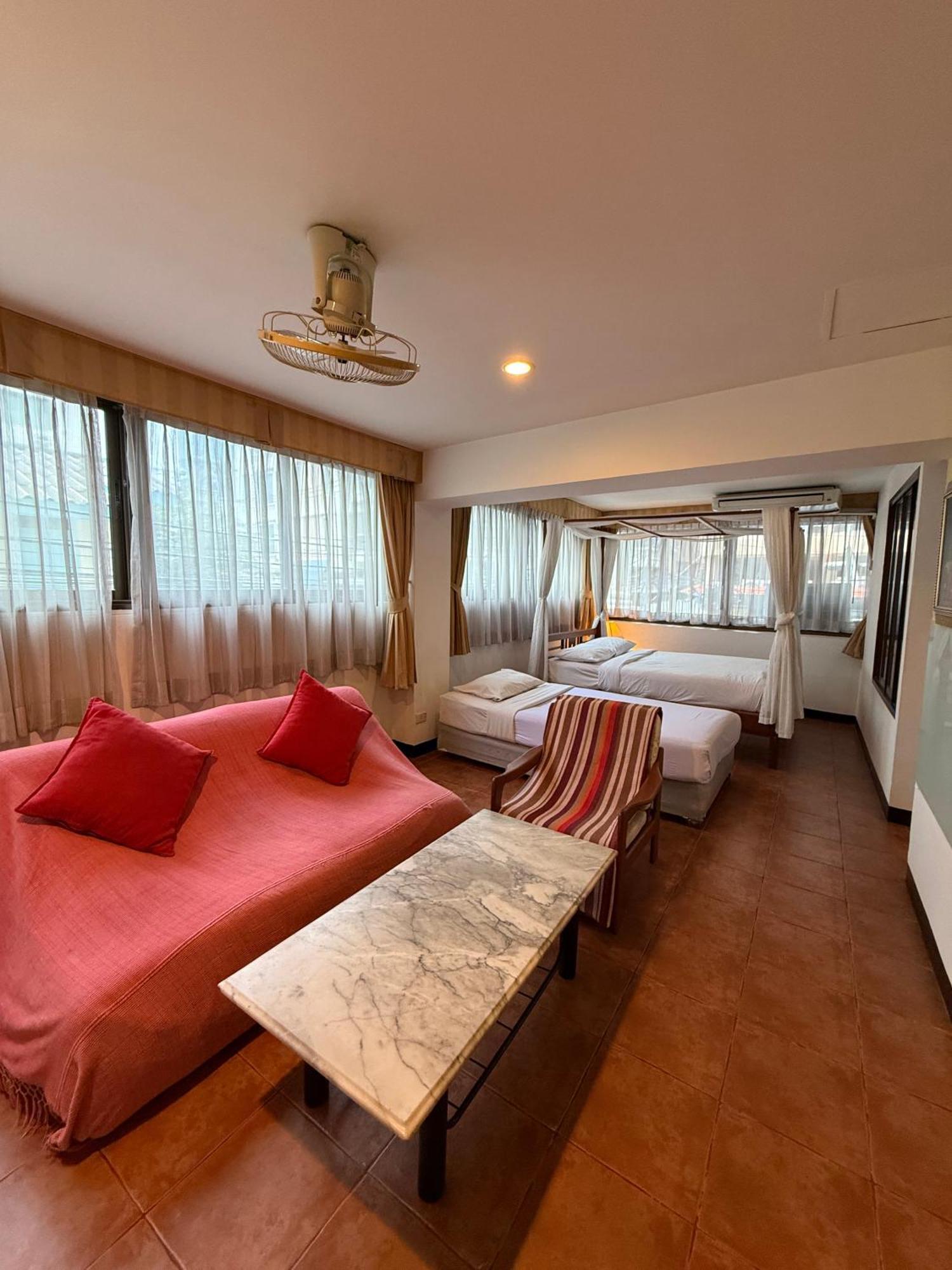 Triple Room Bath