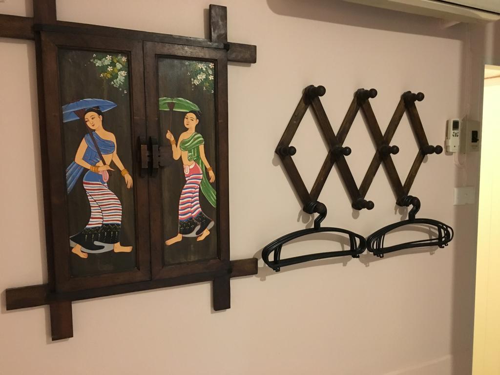 Budget Twin Room No Window