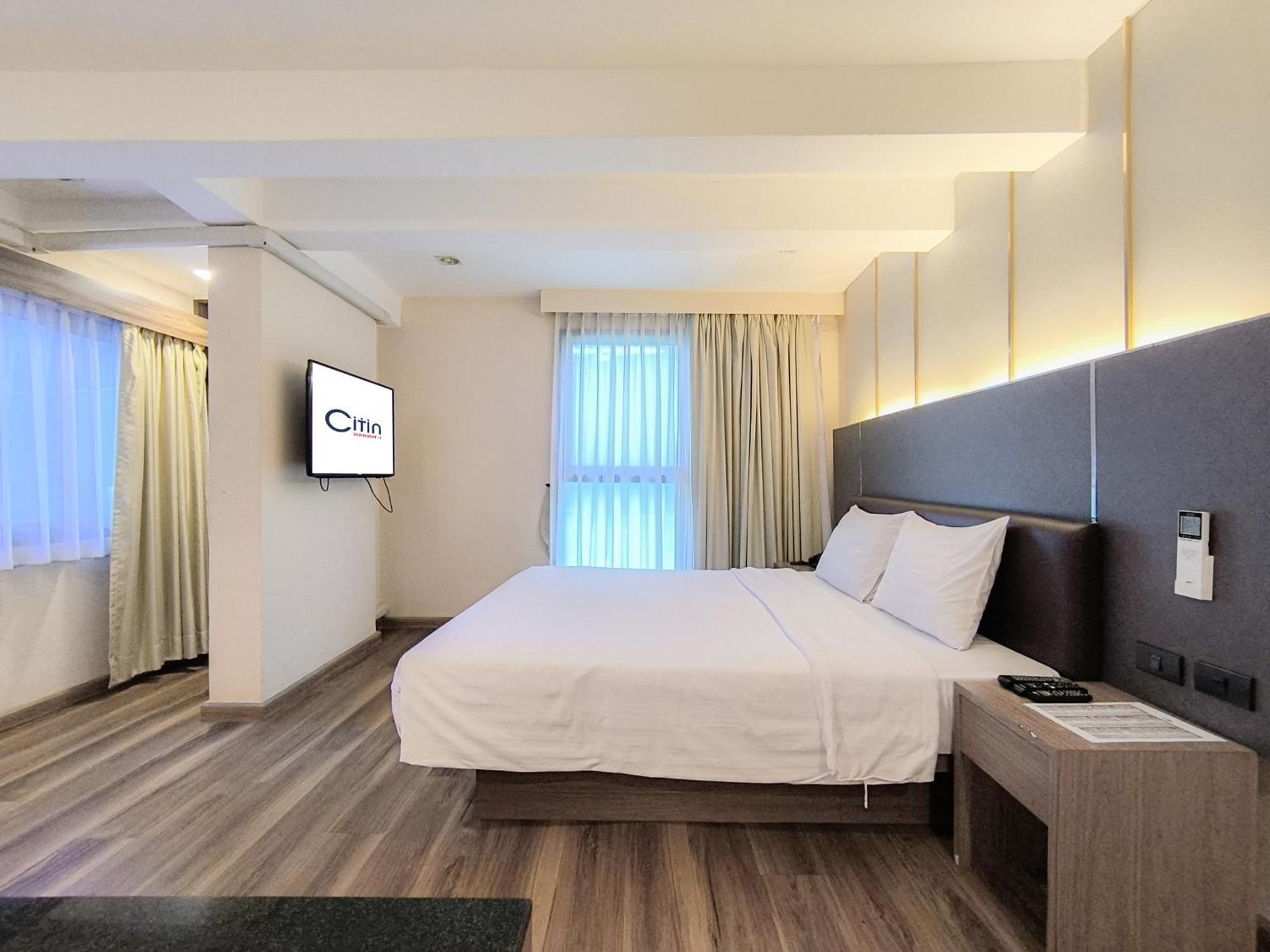 Executive Suite