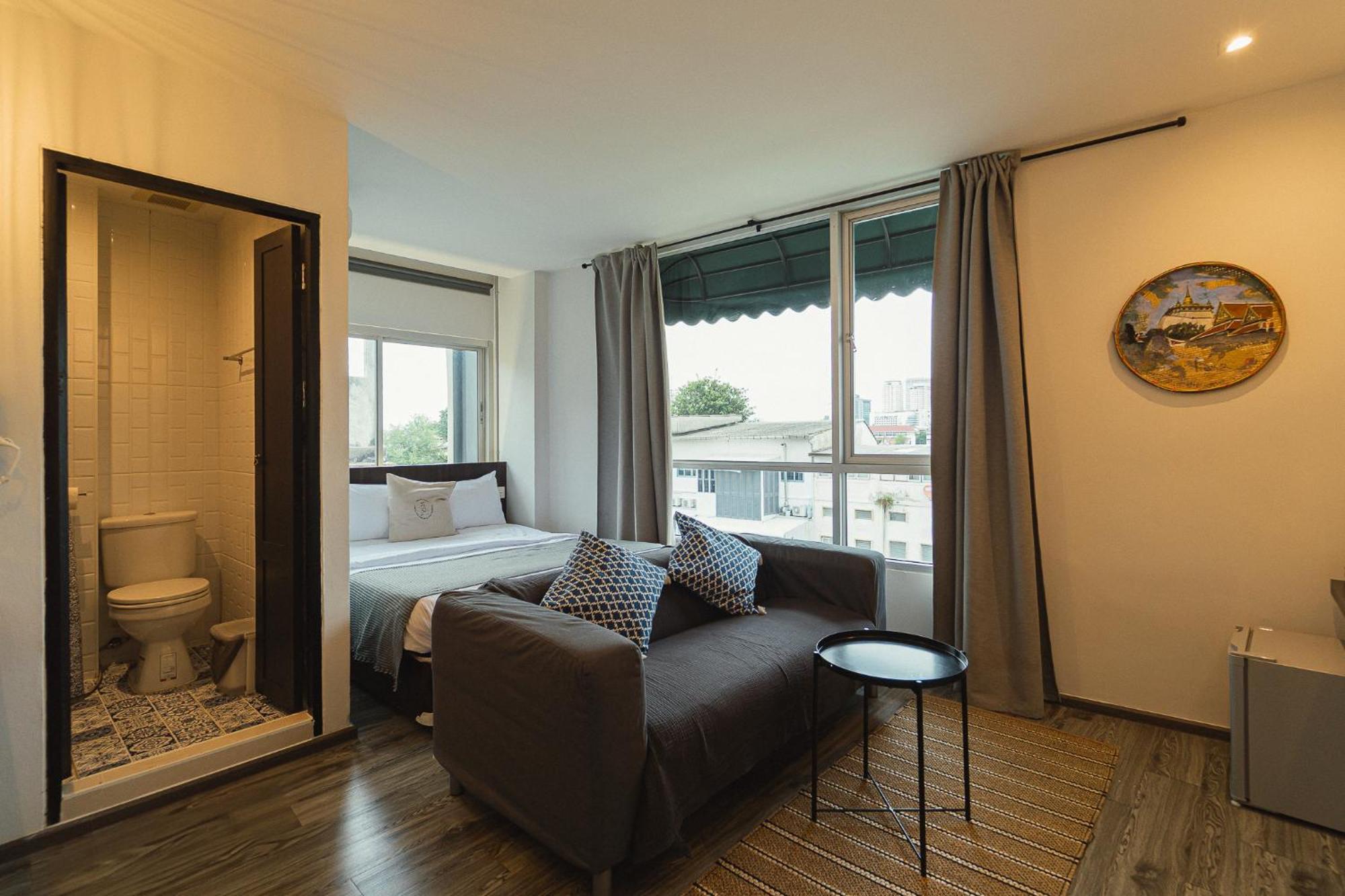 Deluxe Room Mountain View
