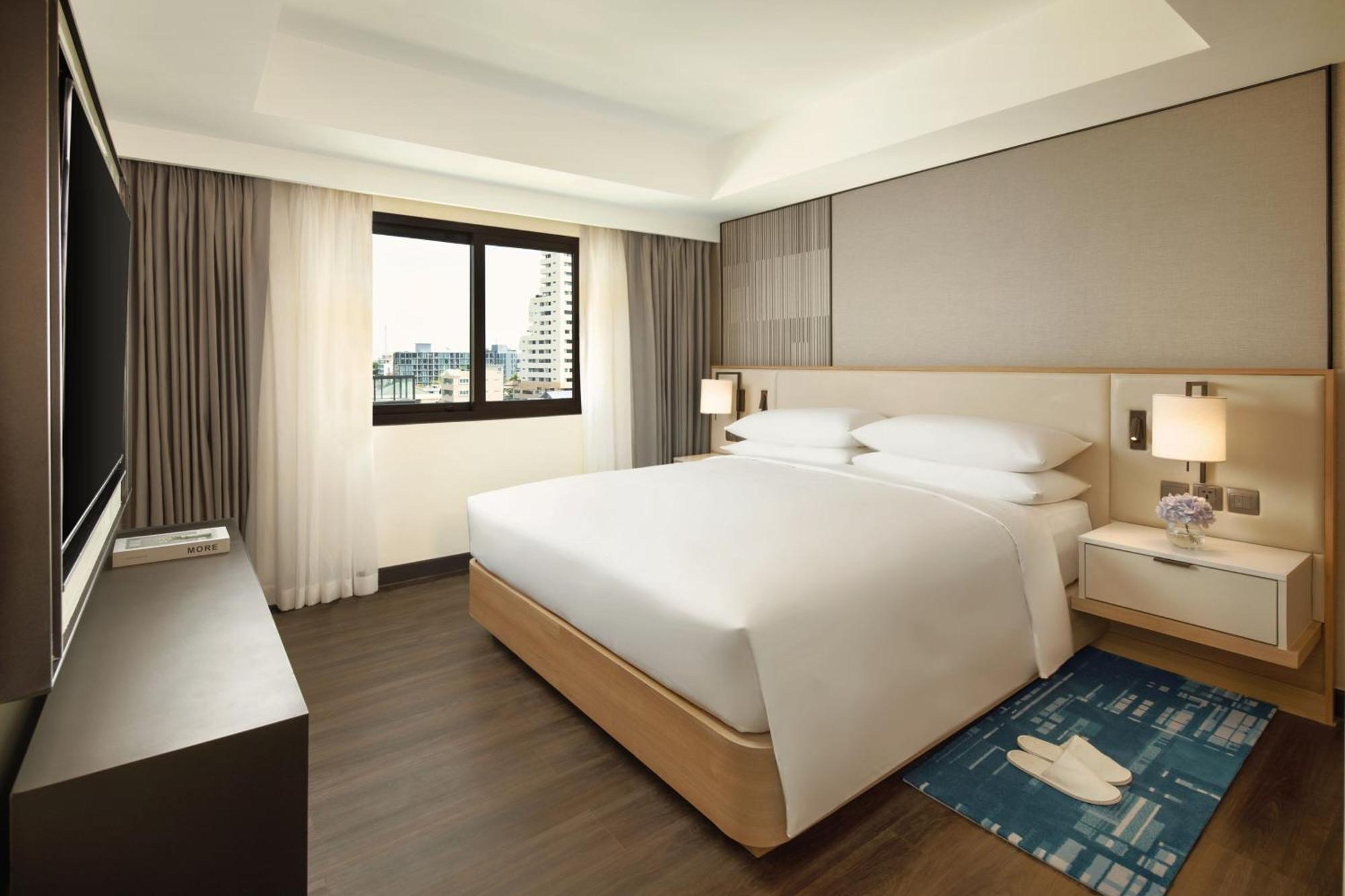 One-Bedroom King Suite Balcony