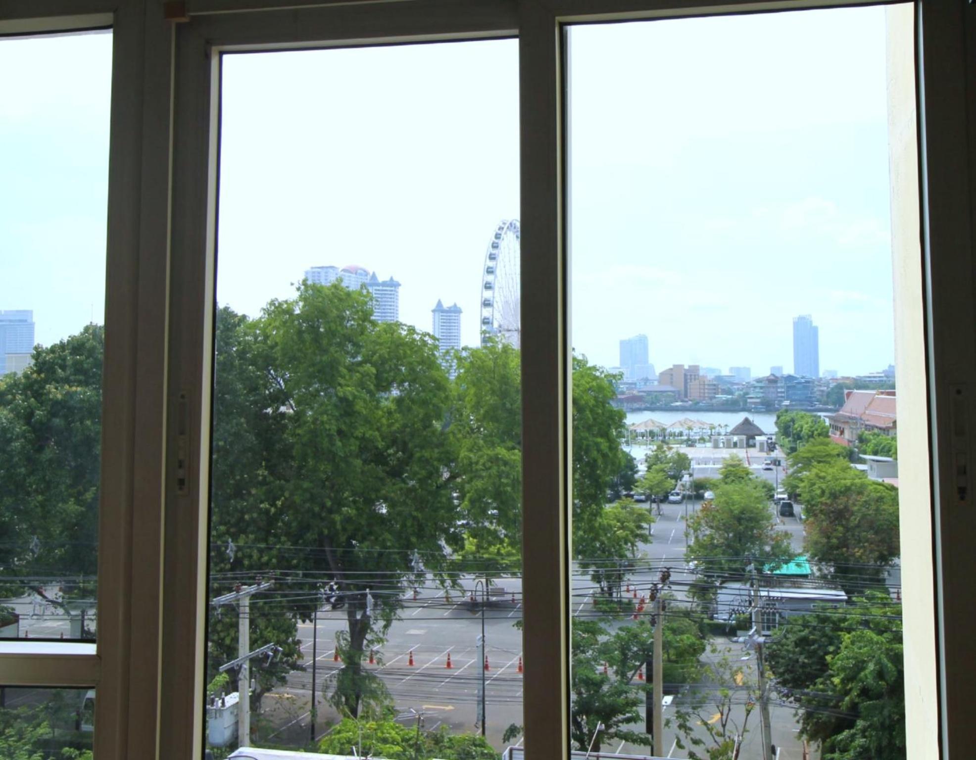 Superior King Room River View