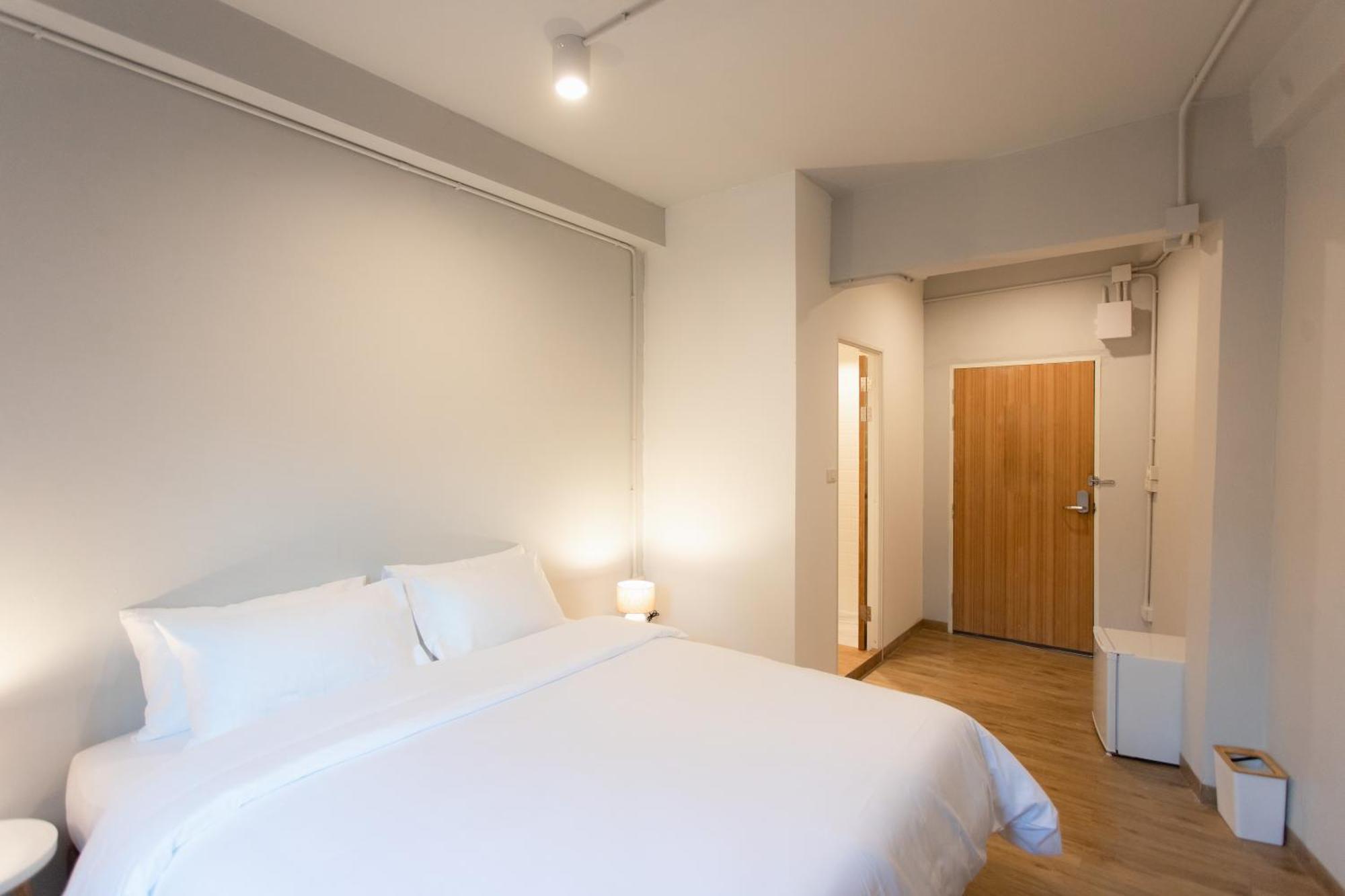 Superior King Room Private Bathroom