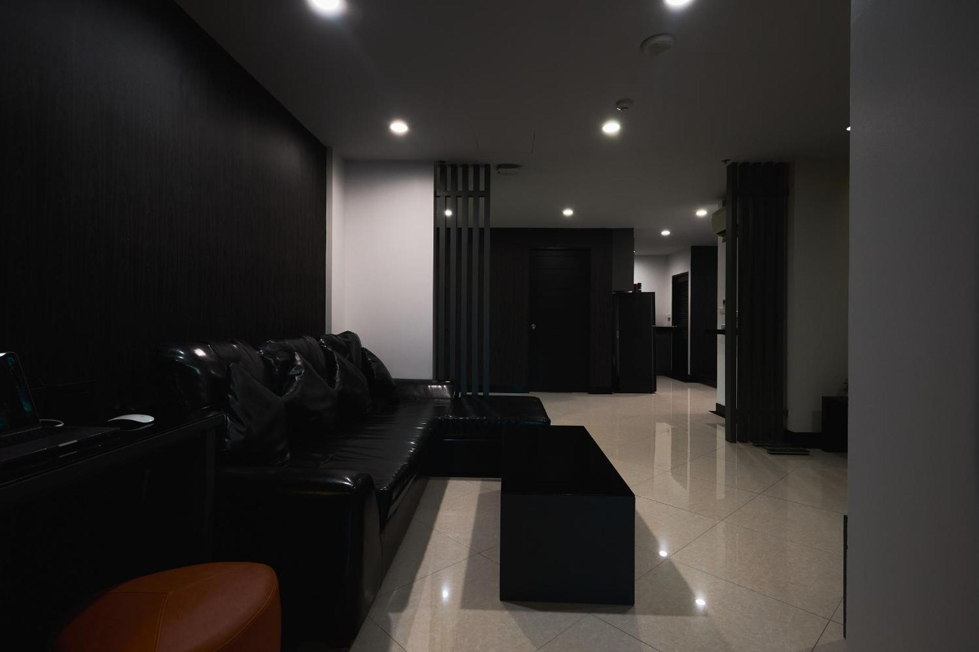 Two-Bedroom Suite