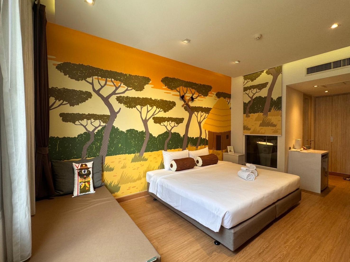 Deluxe King Room