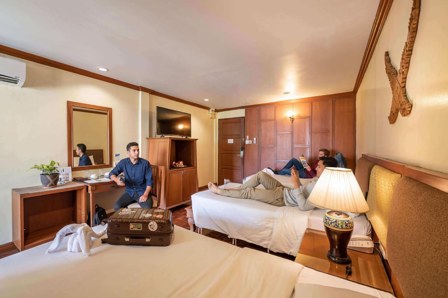 Superior Triple Room