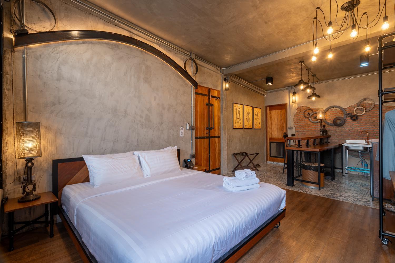 Executive Suite Private Terrace
