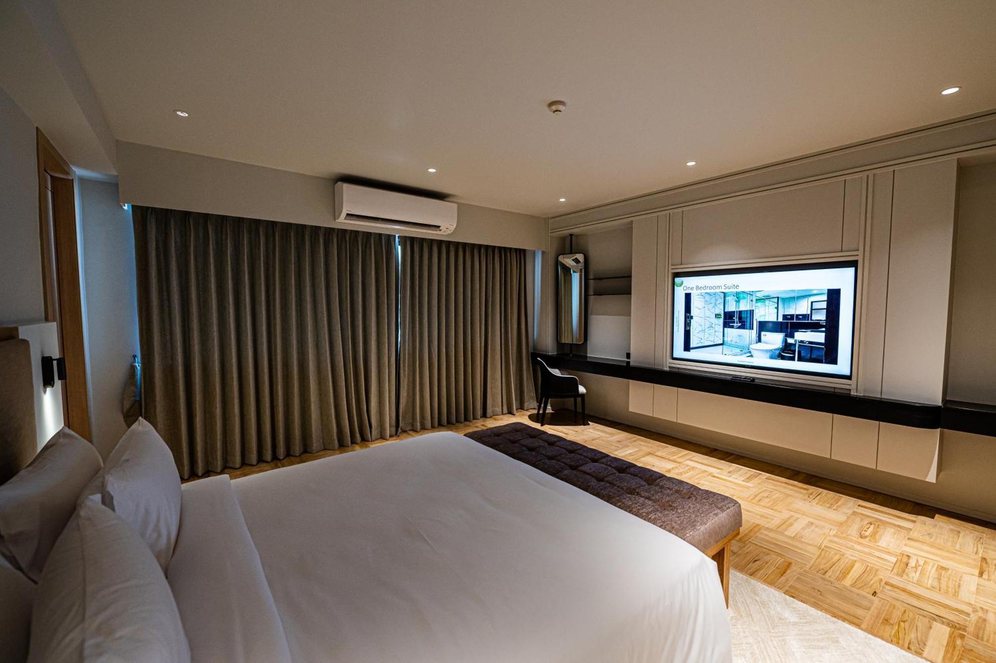 Executive Suite