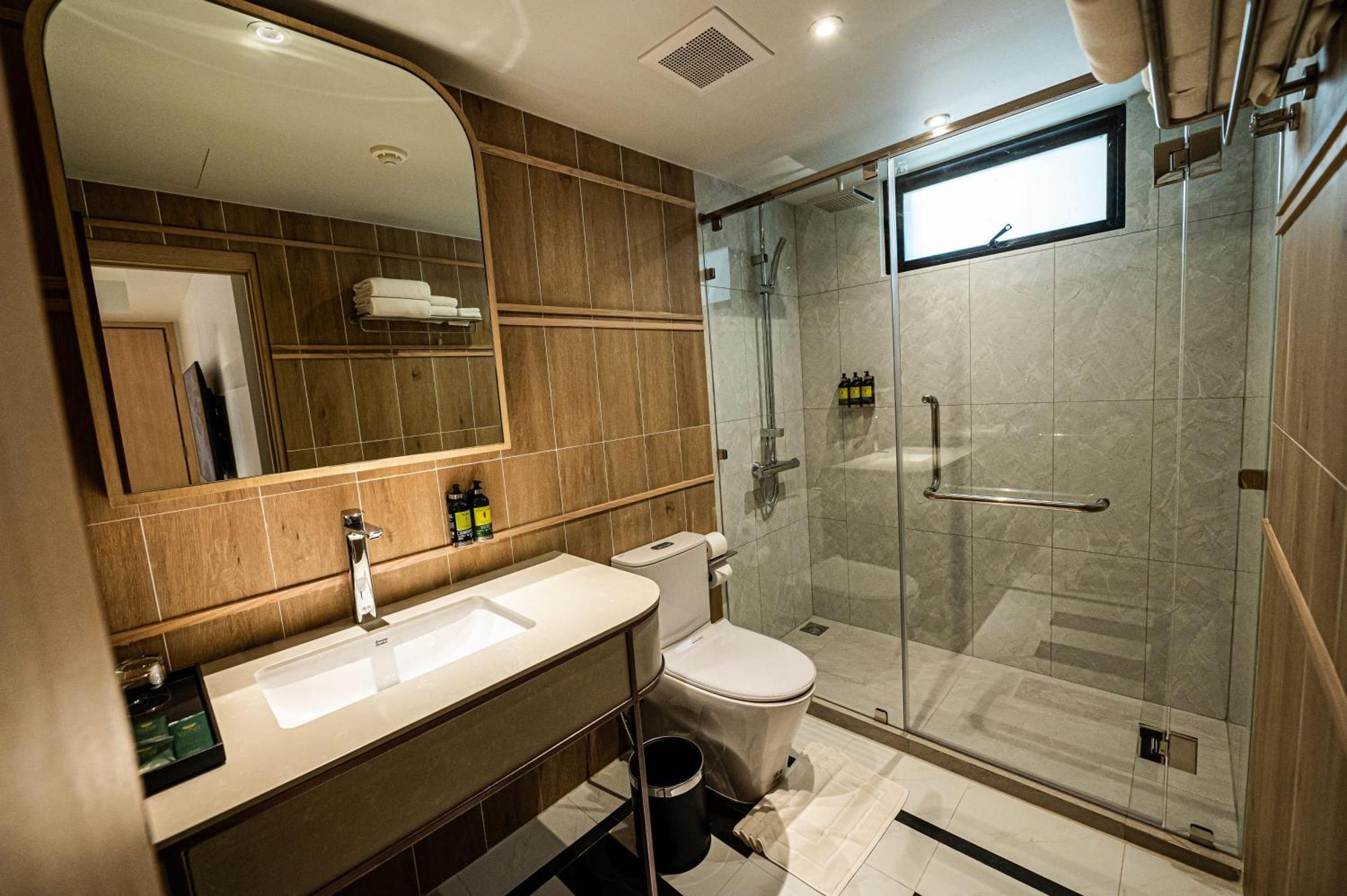 Executive Suite