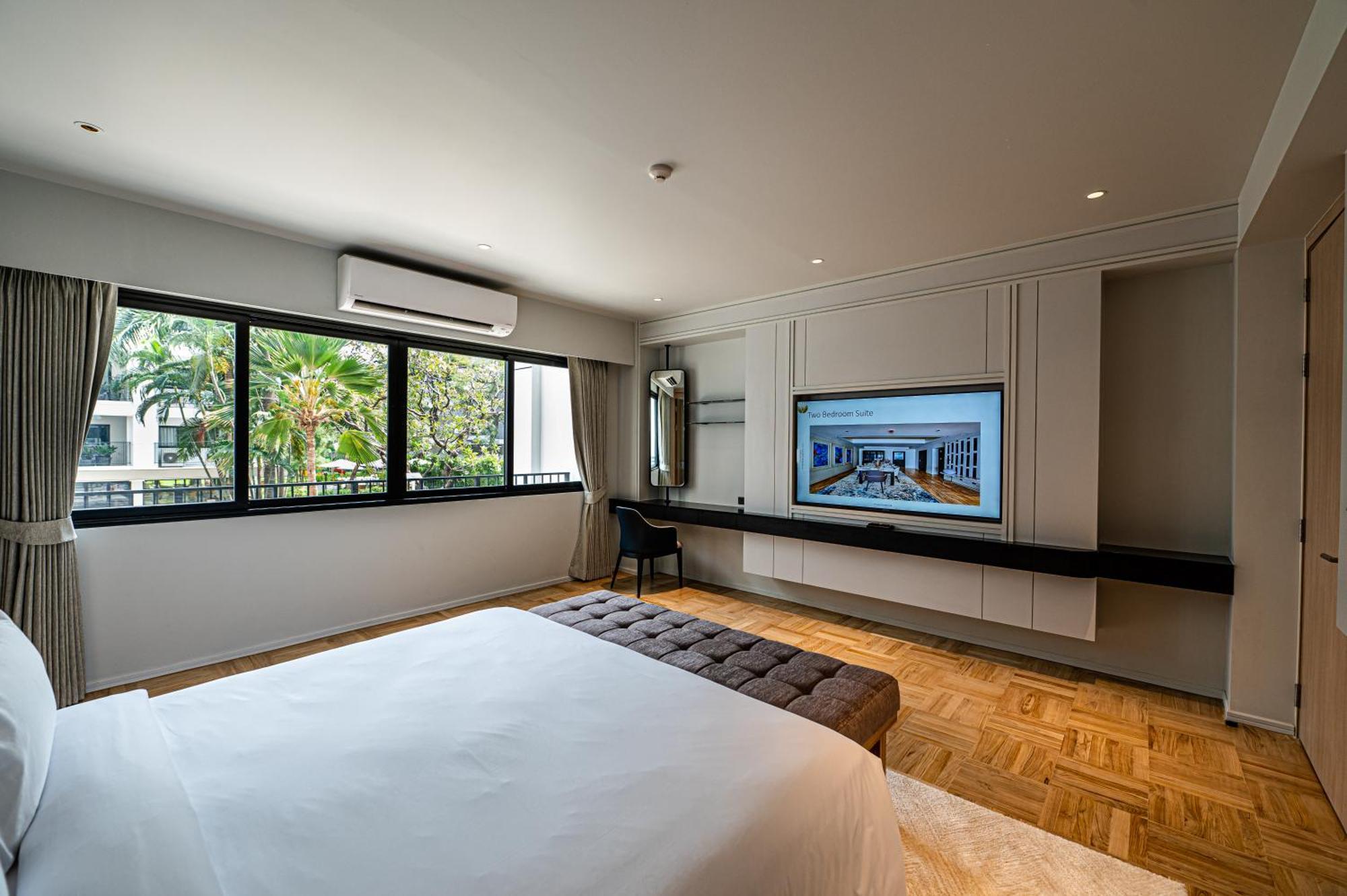 Executive Suite