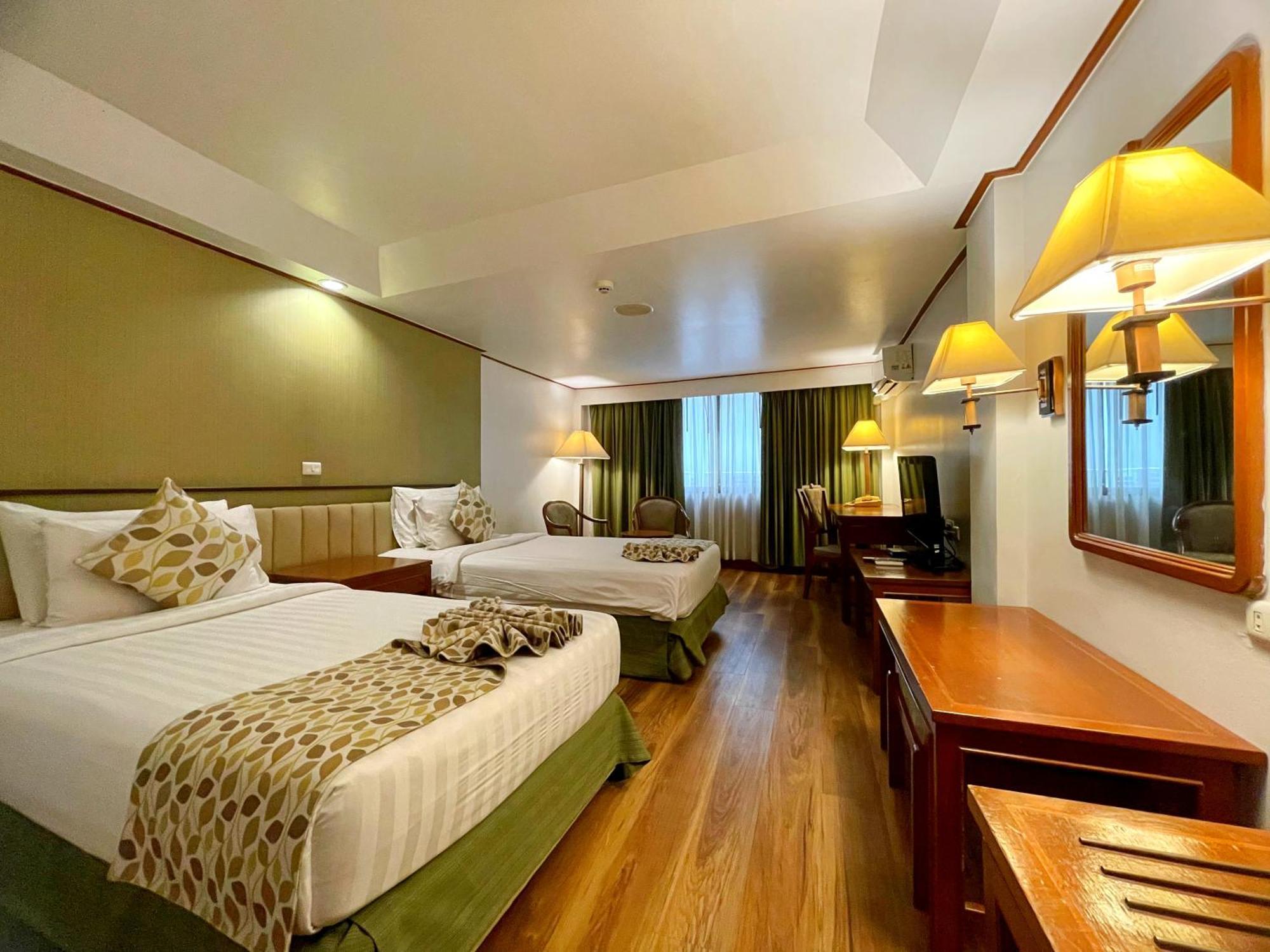 Superior Twin Room