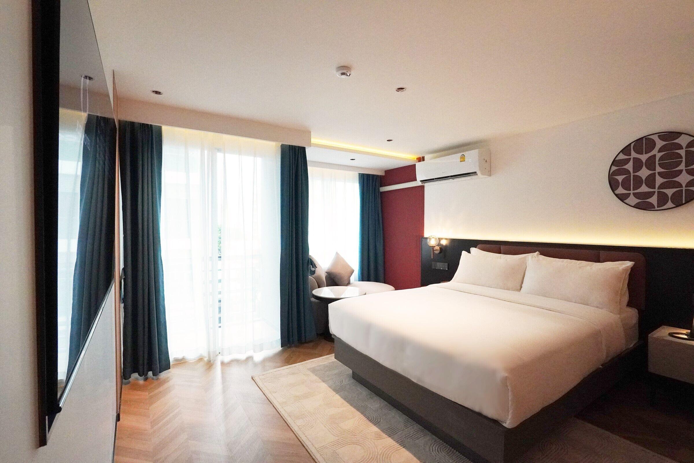Superior King Room