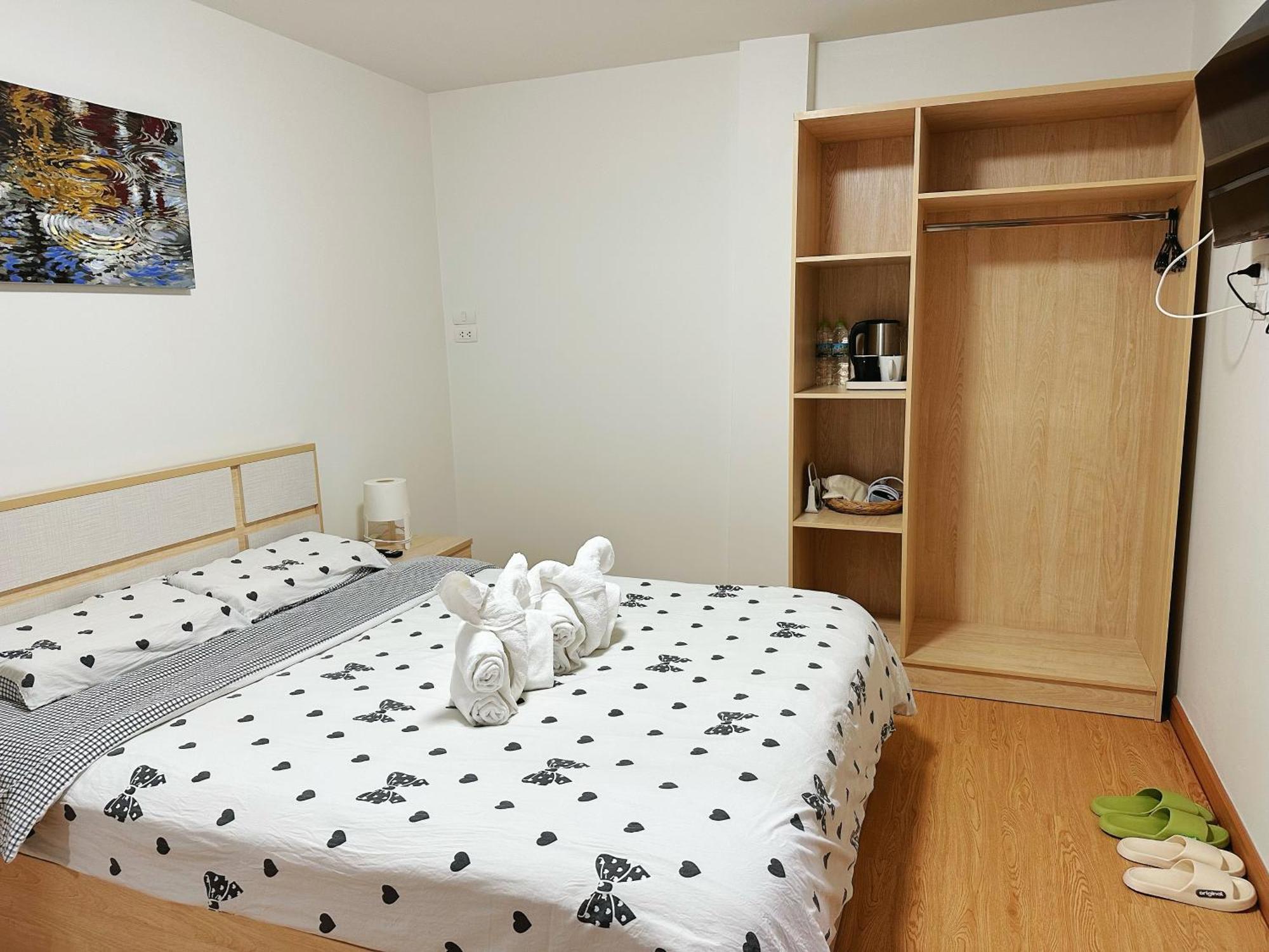 Queen Room