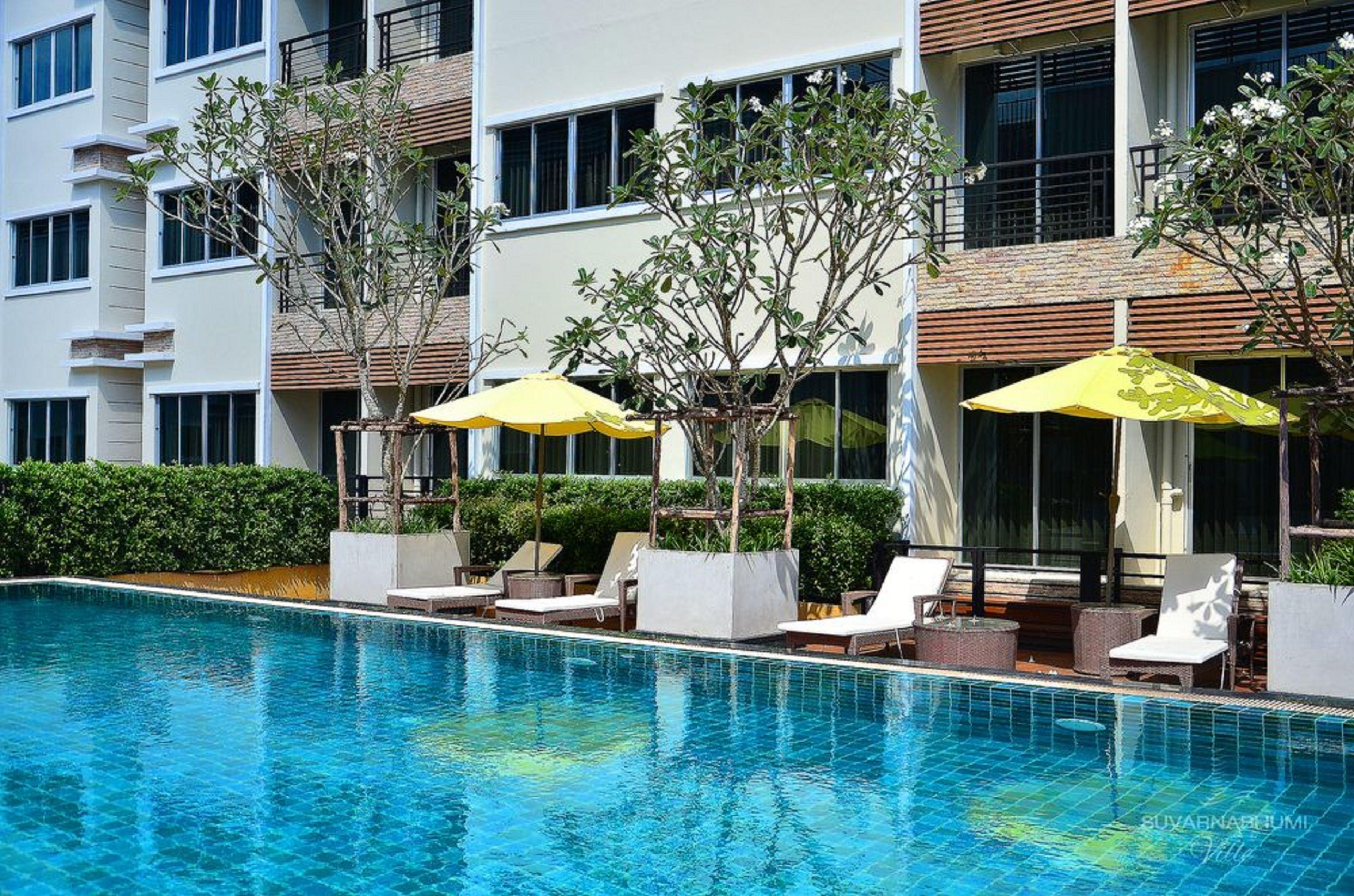 Premier Double Room Pool Access