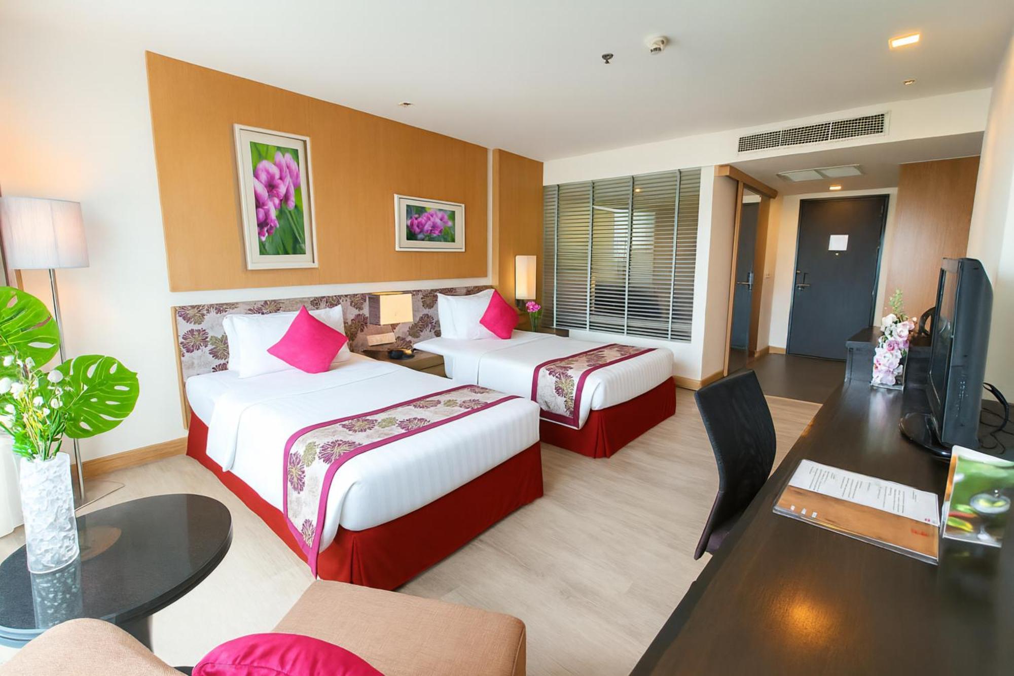 Deluxe Twin Room Balcony