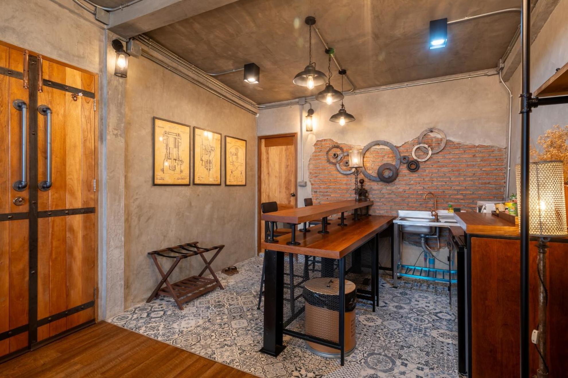 Executive Suite Private Terrace