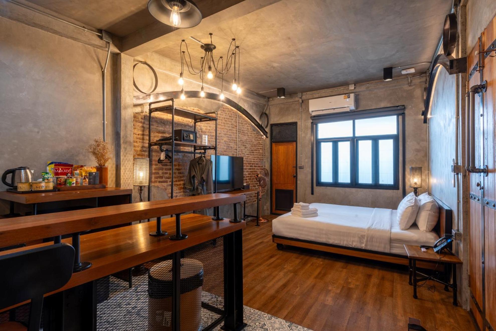 Executive Suite Private Terrace