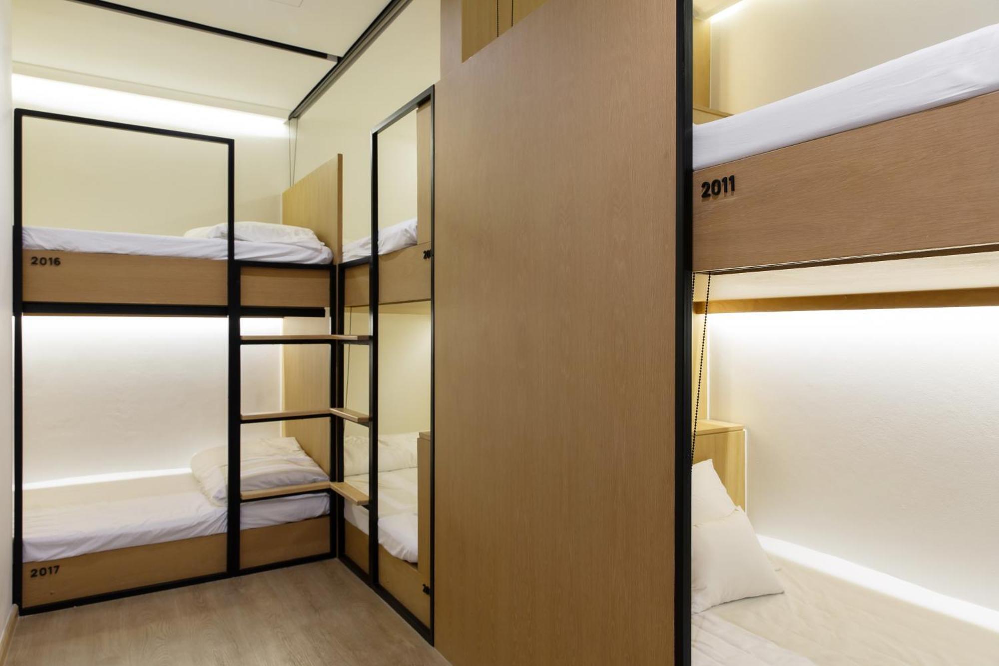 Bed 6-Bed Mixed Dormitory Room