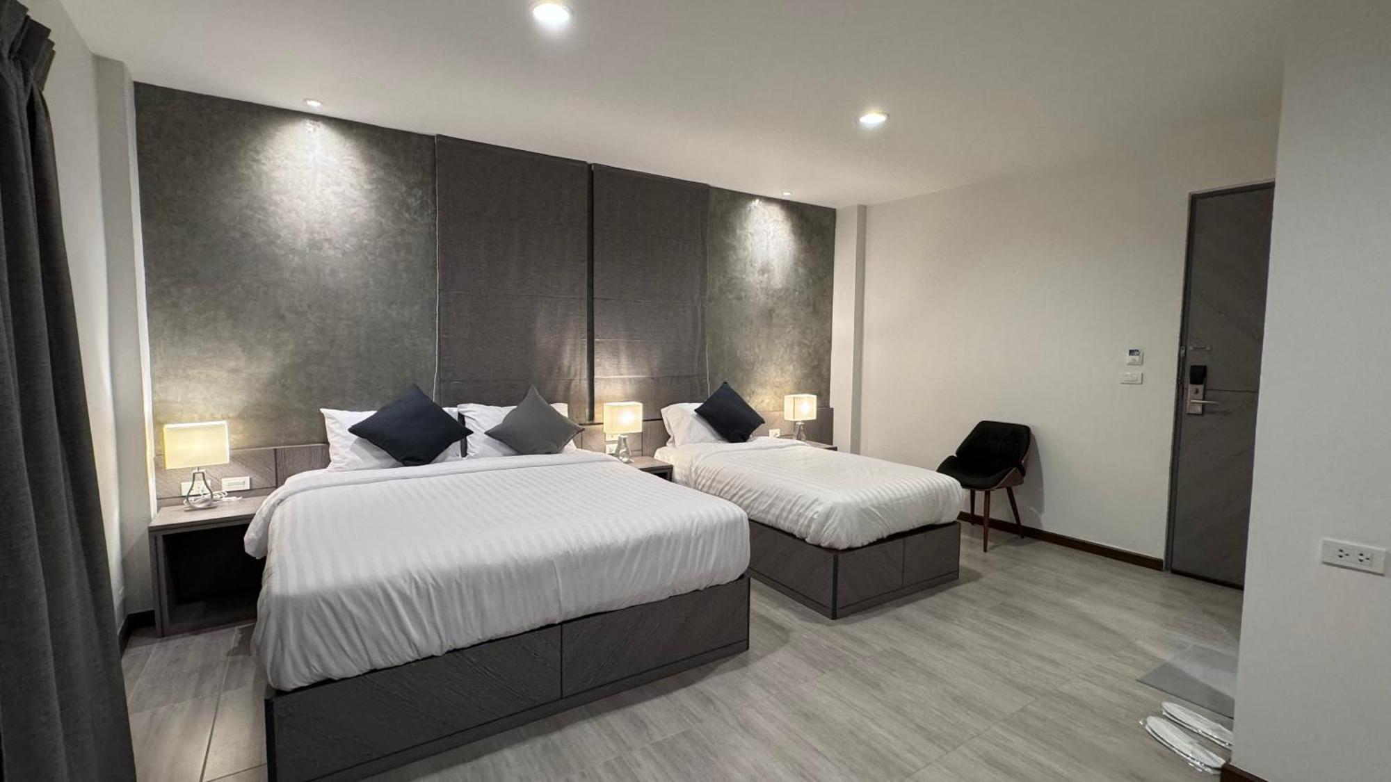 Basic Triple Room