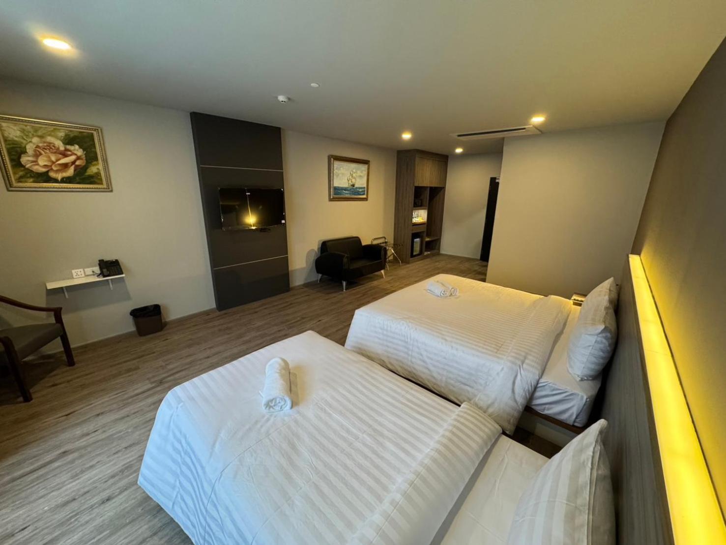 Triple Room
