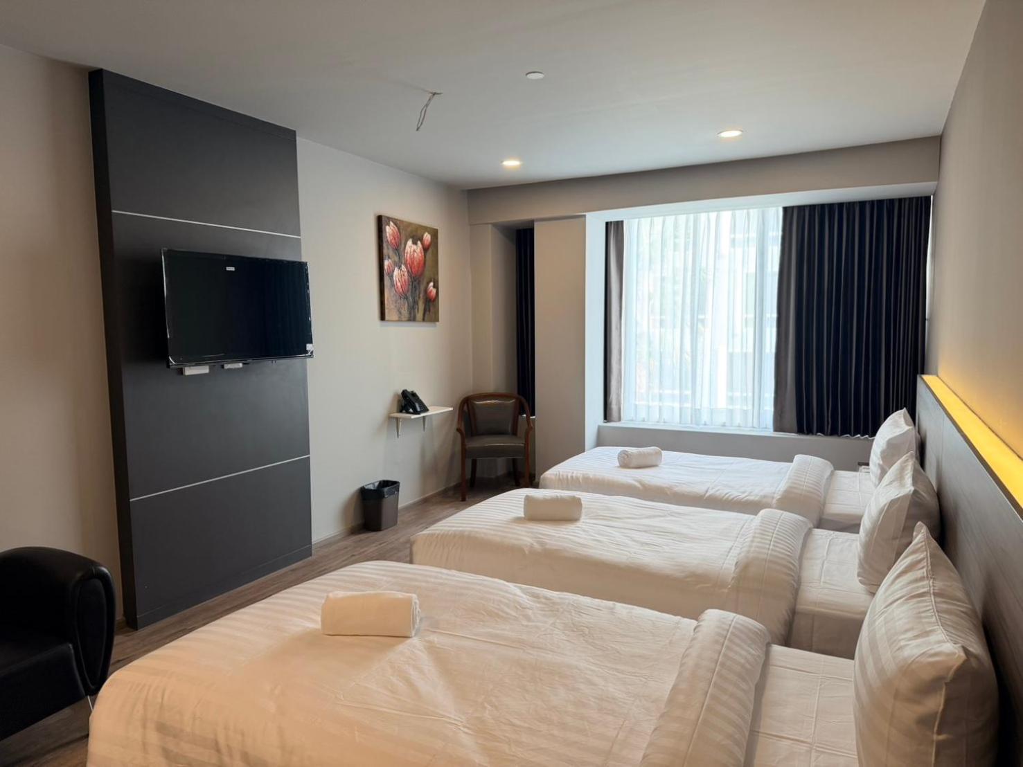 Triple Room