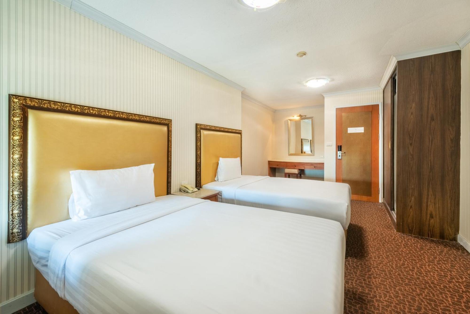 Superior Deluxe Double or Twin Room