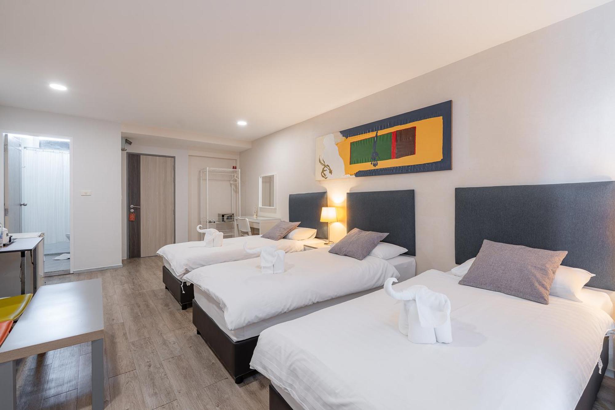 Superior Triple Room,1742741319:JPEG
