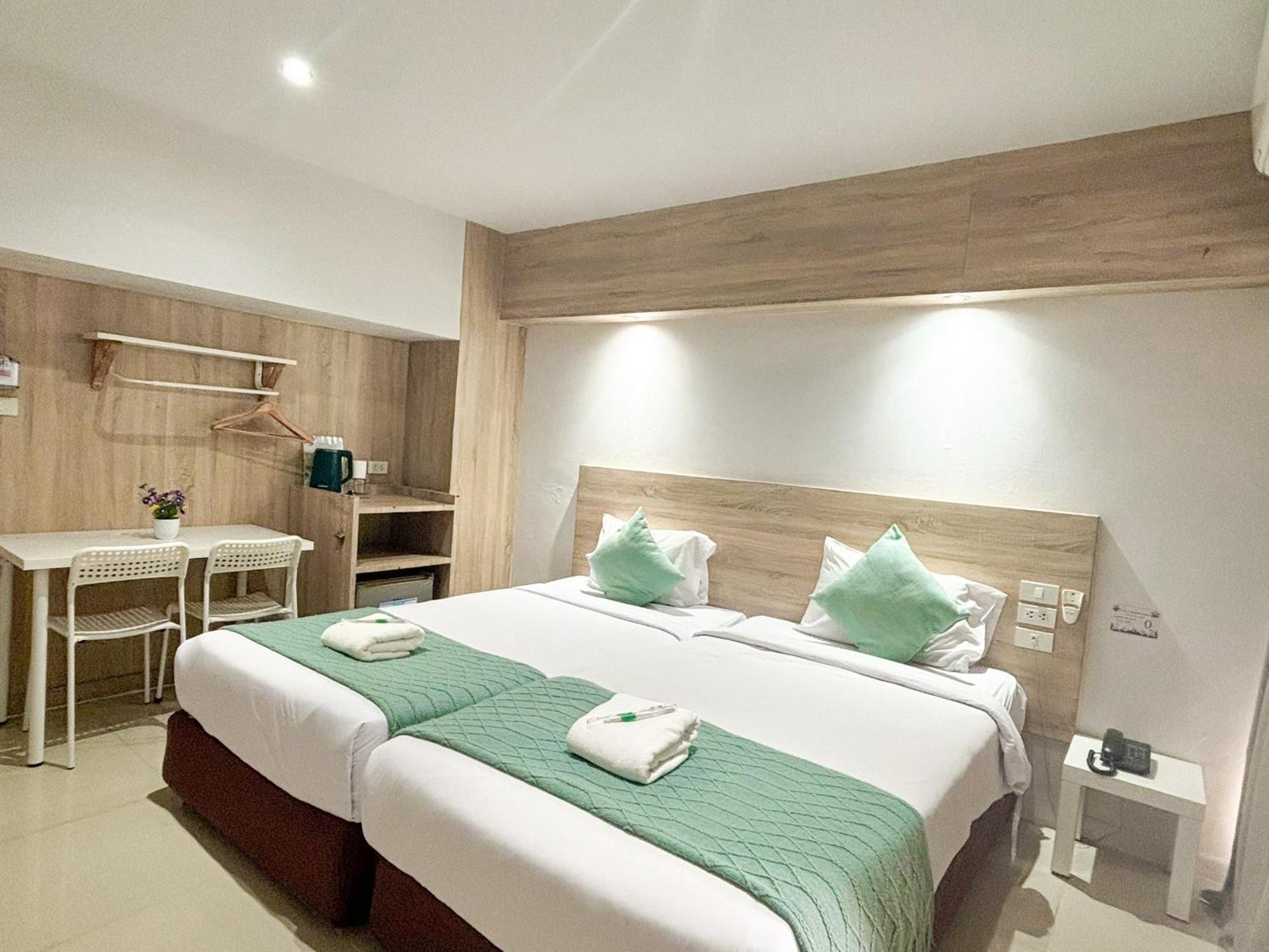 Premier Twin Room