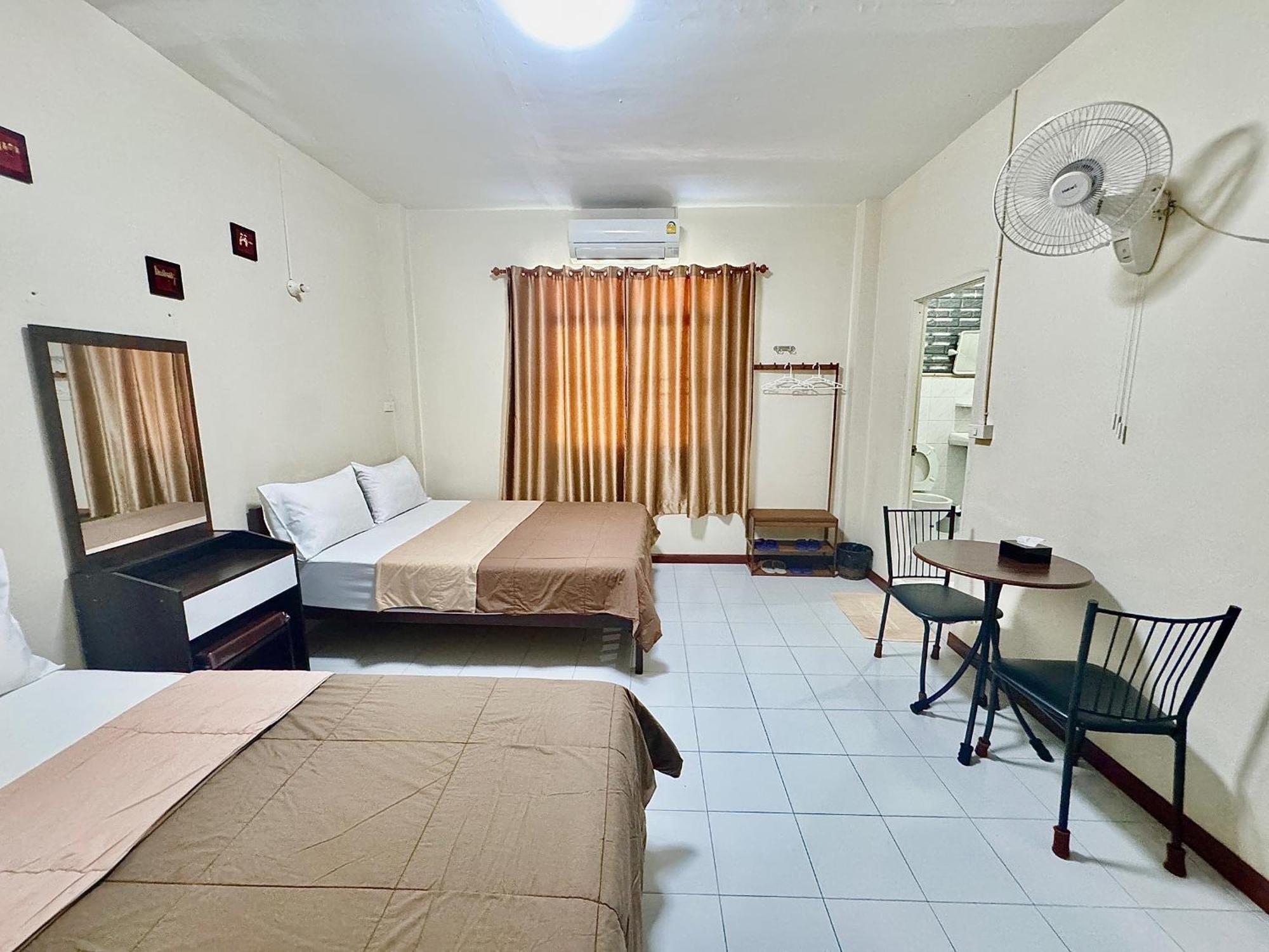 Large Double or Twin Room