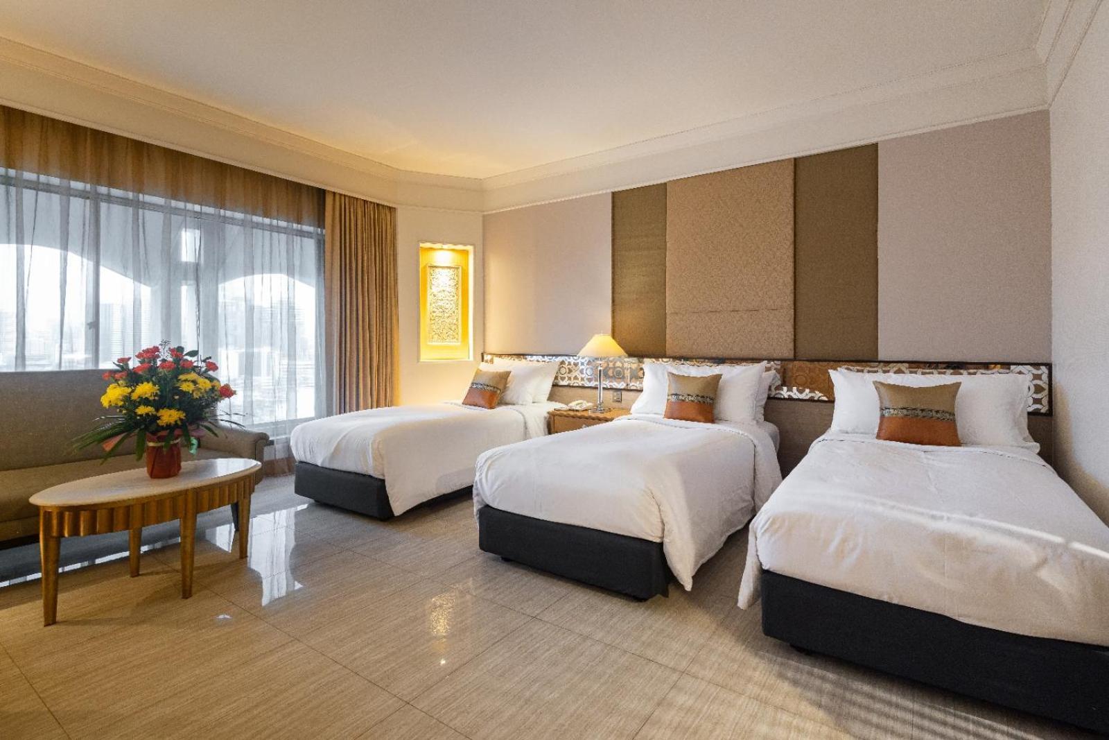 Superior Triple Room