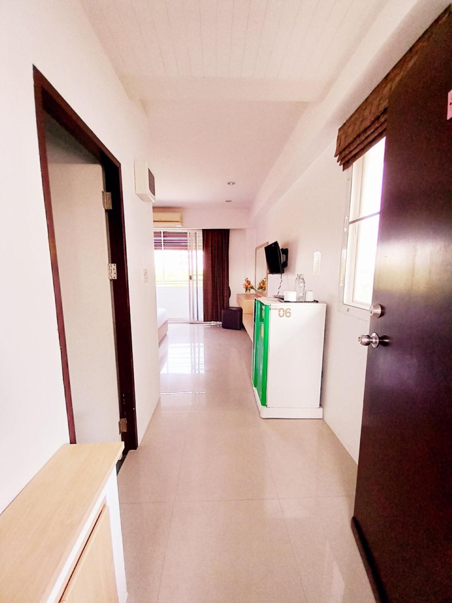 Superior Double Room,1765530214:JPEG