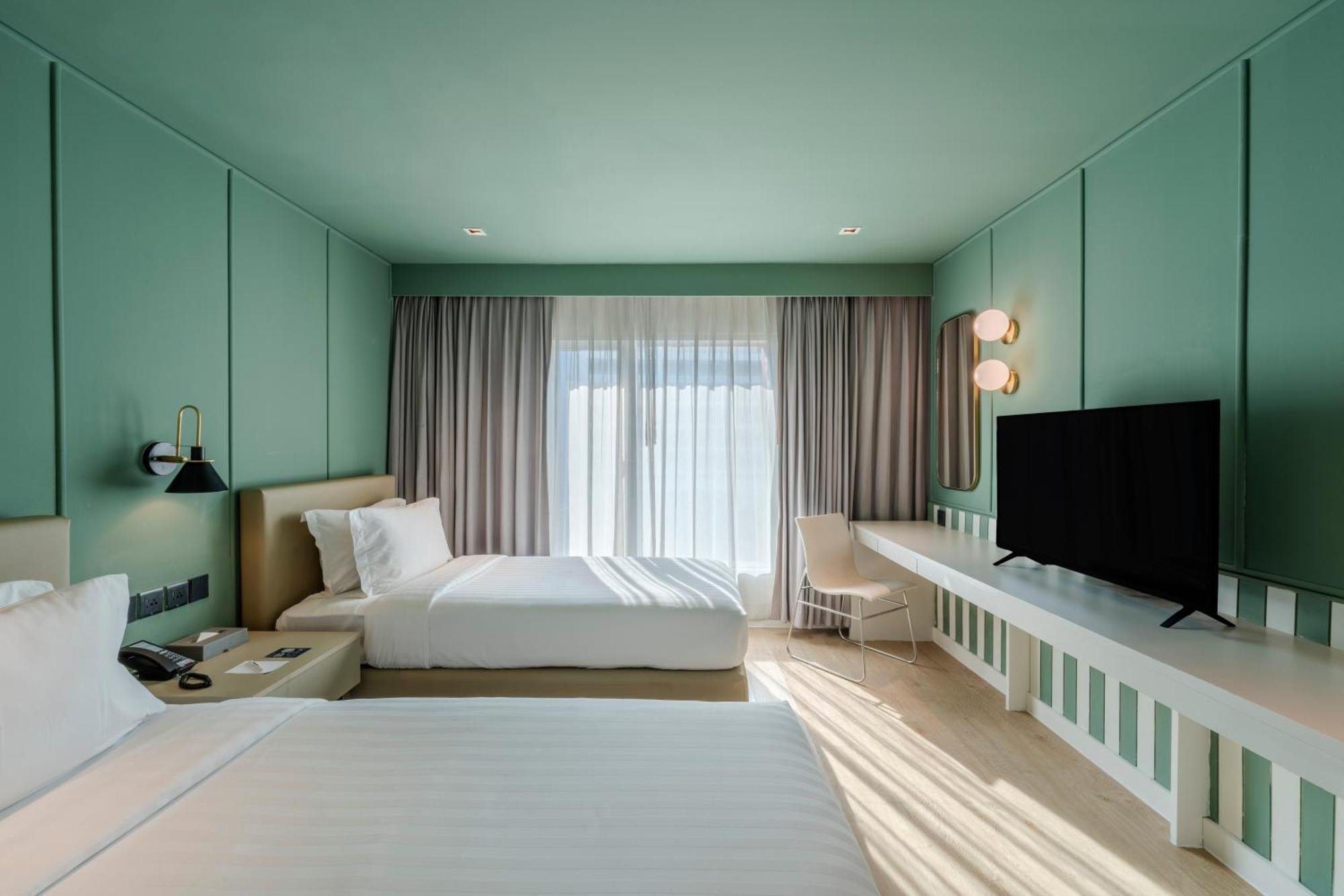Happy Room Twin Bed