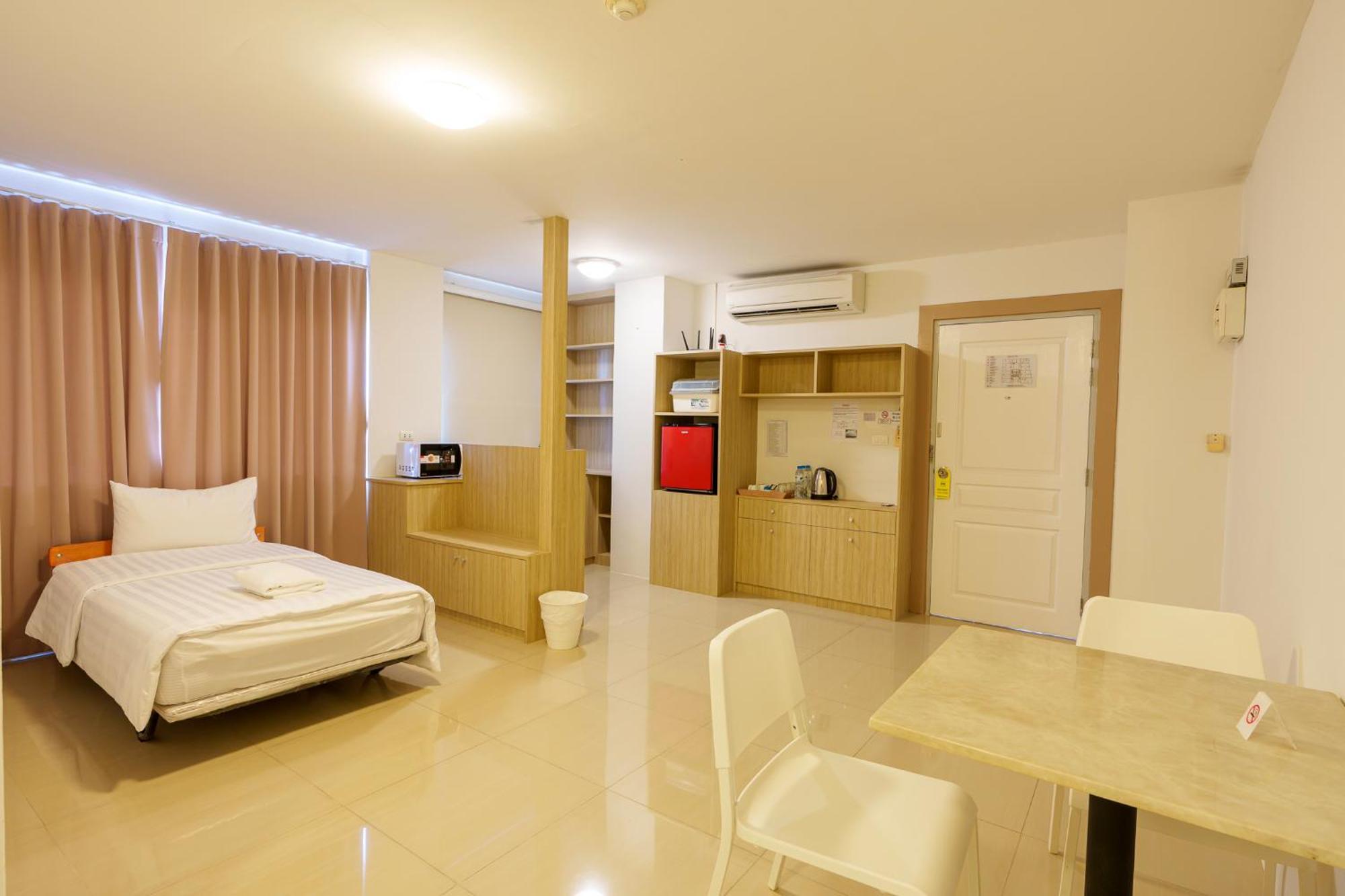 Executive Triple Room
