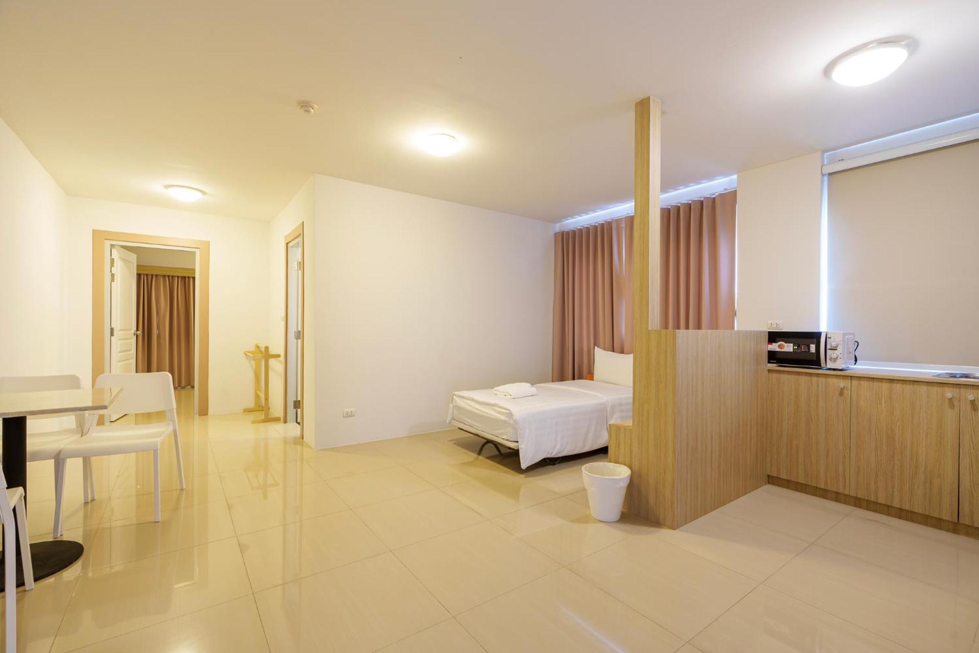 Executive Triple Room