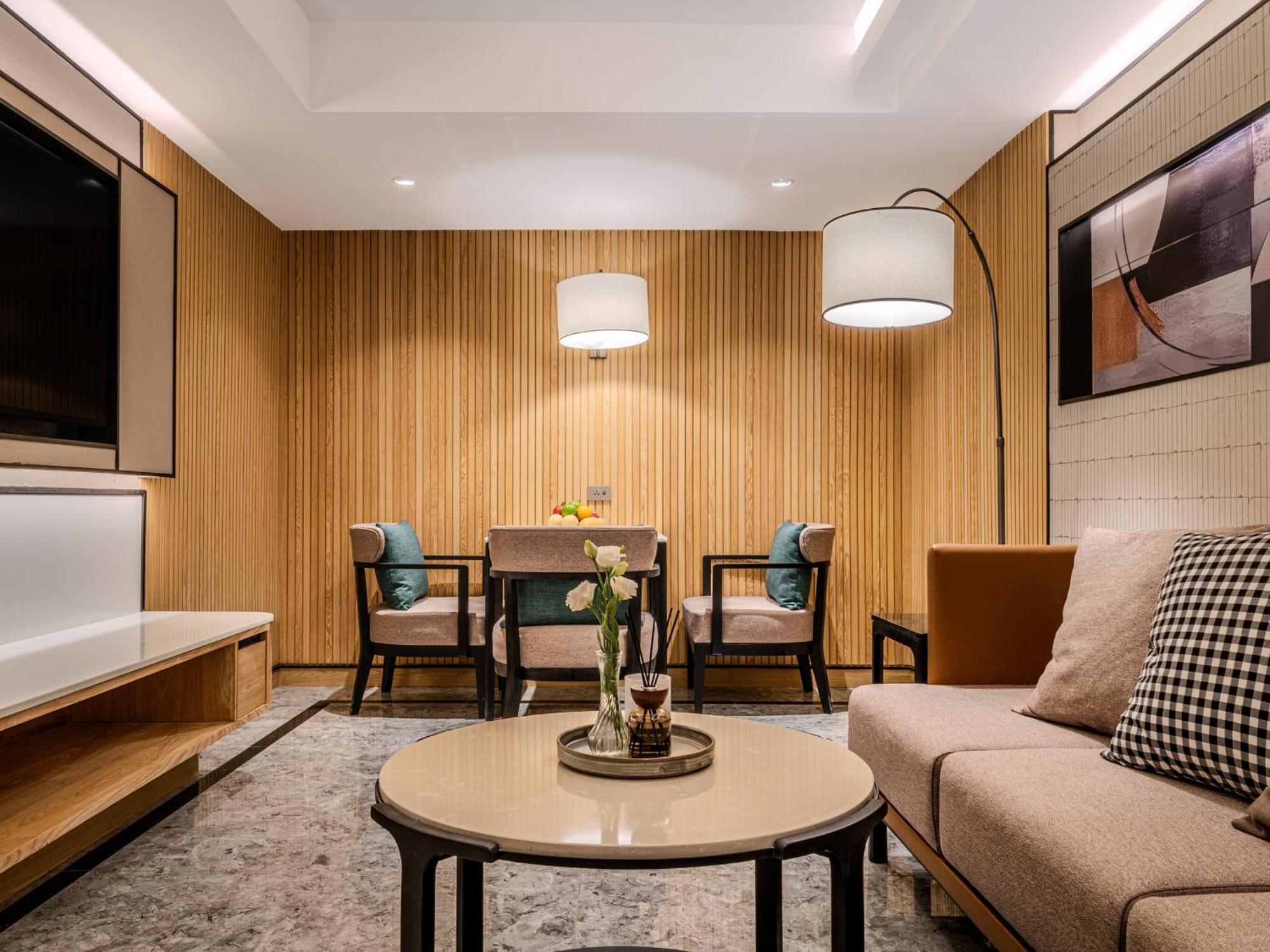 Executive Suite