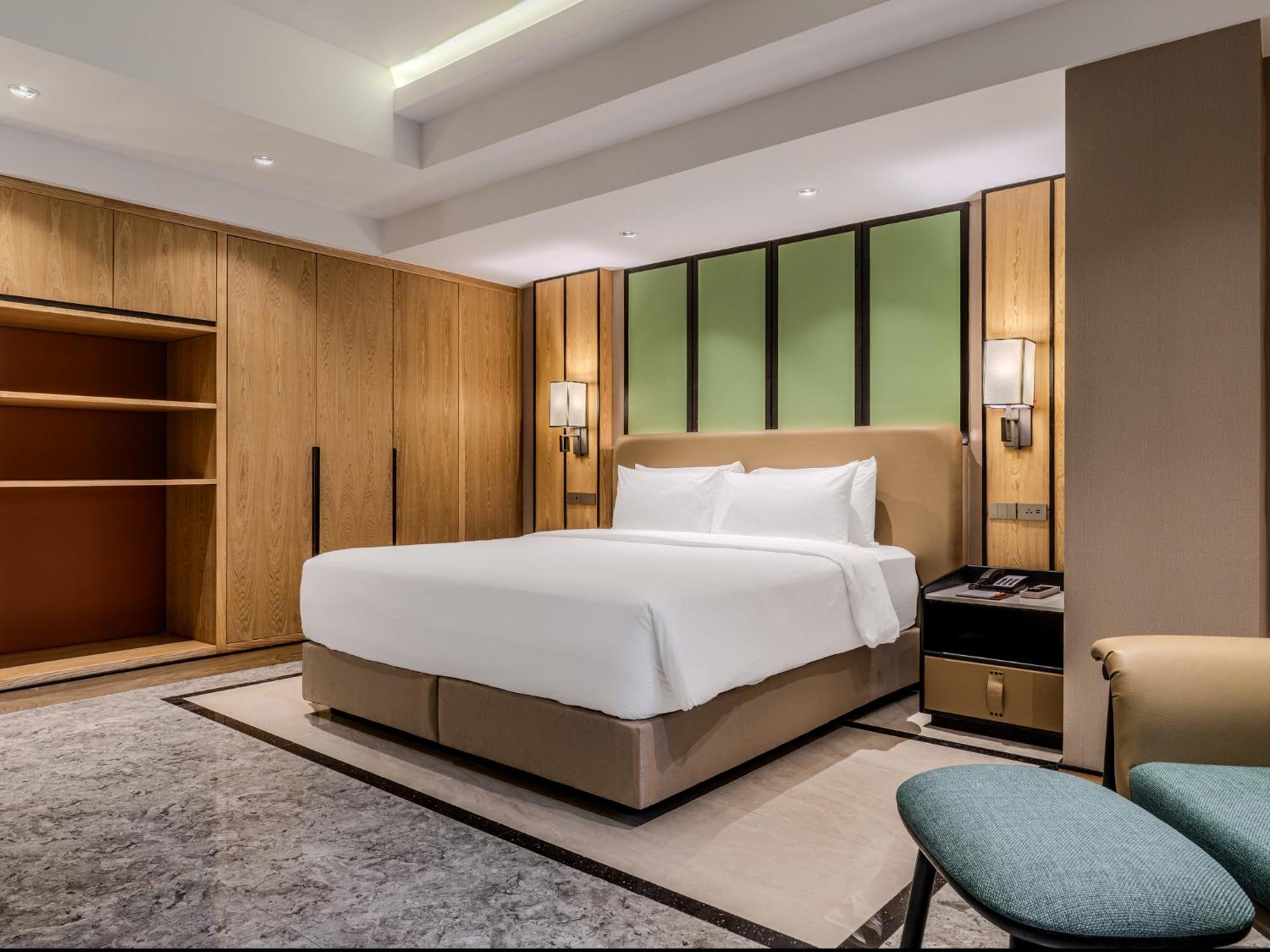 King Suite