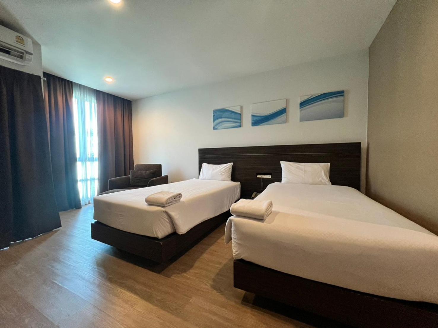 Deluxe Twin Room