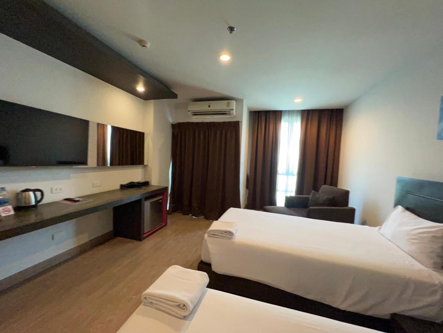 Deluxe Twin Room