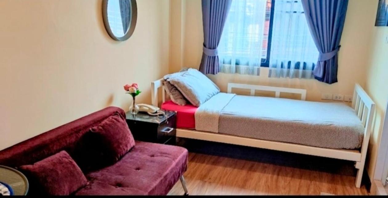 Budget Single Room